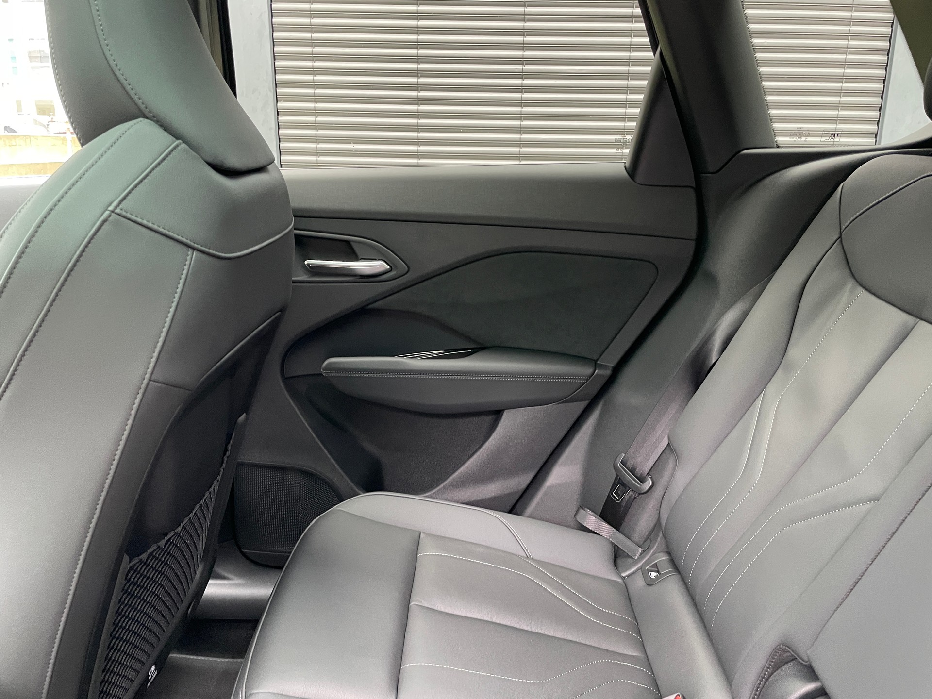 AUDI Q3 SUV TFSI quattro 150 kW S tronic S-Line-image-15