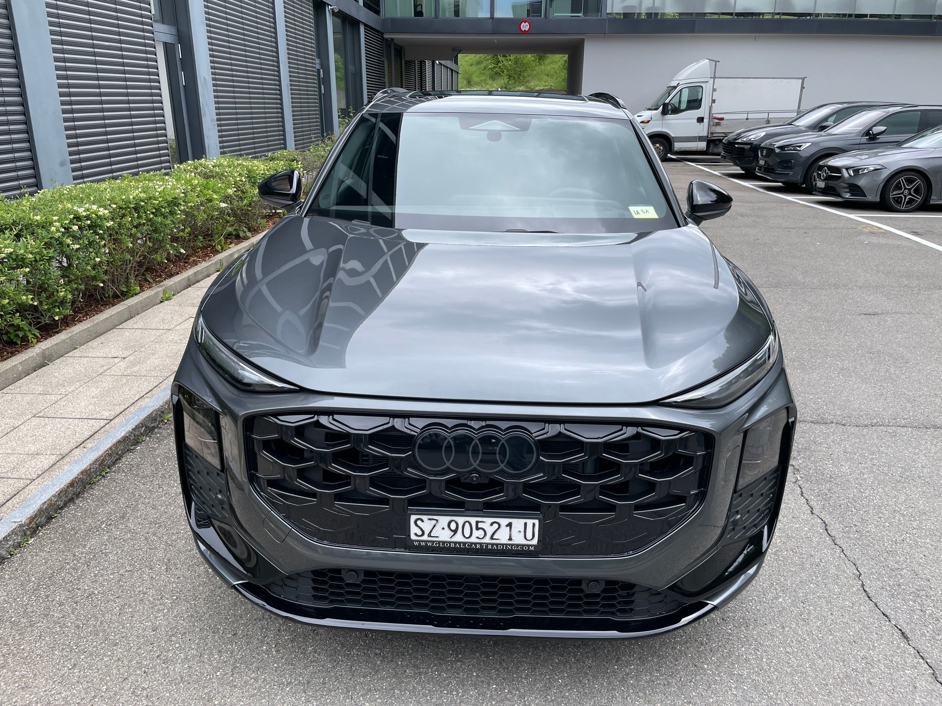 AUDI Q3 SUV TFSI quattro 150 kW S tronic S-Line-image-9