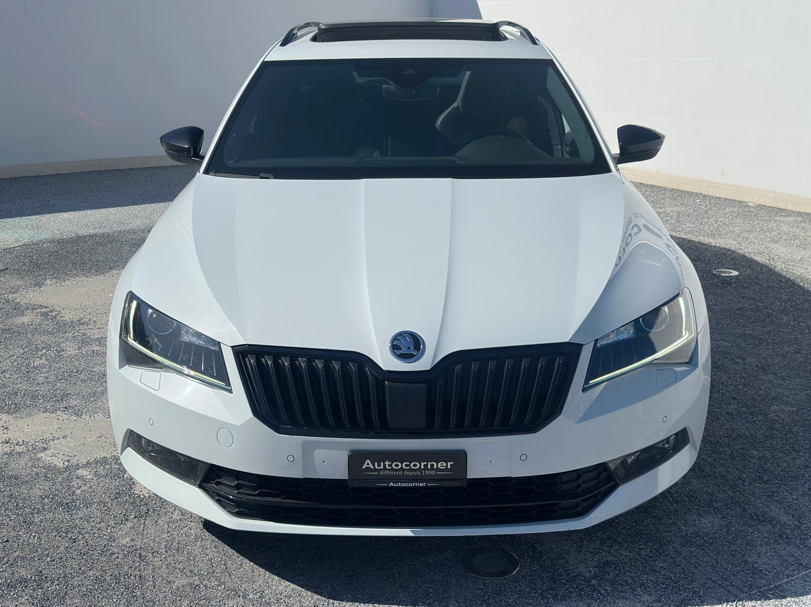 SKODA Superb Combi 2.0 TDi SportLine+ 4x4 DSG-showroom-element-1