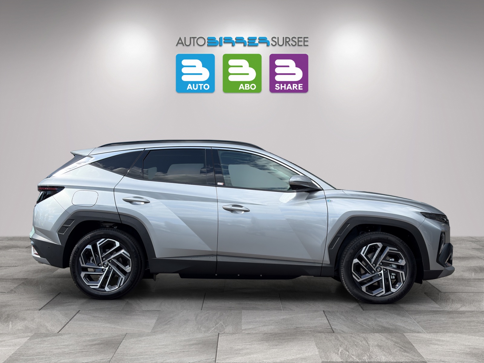 HYUNDAI Tucson 1.6 T-GDi PHEV Vertex Swiss Edition 4WD-image-3