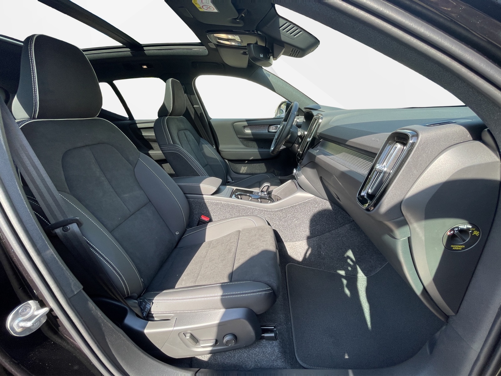 VOLVO EX40 Twin Performance Ultra AWD-image-16