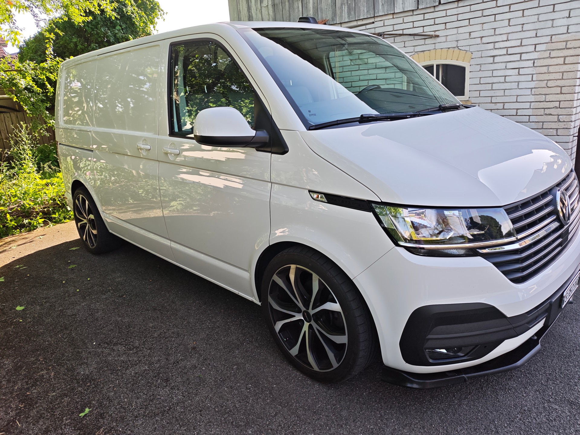 VW 2.0 TDI 110 Entry-image-0