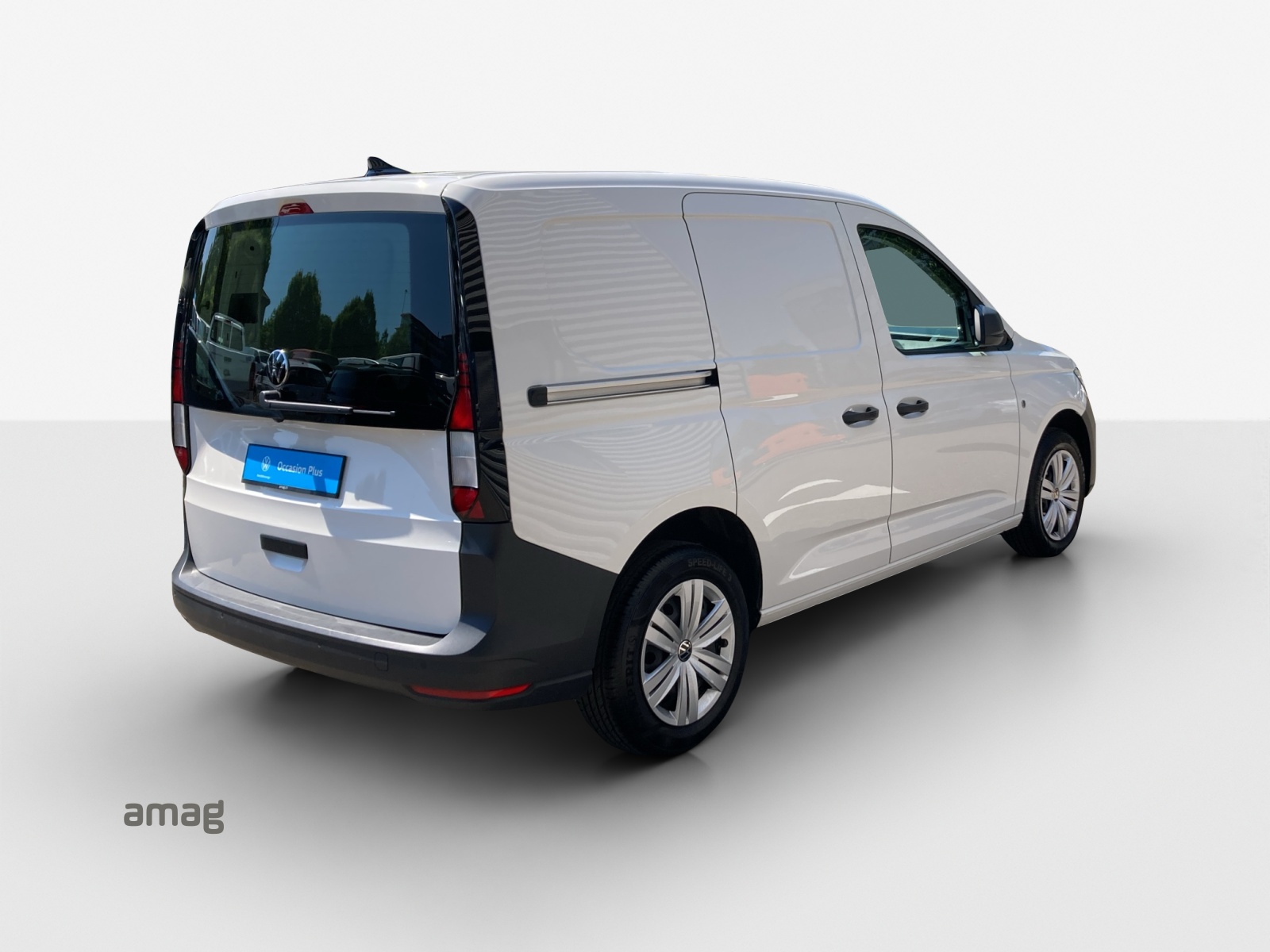 VW Caddy Cargo 2.0TDI 4Motion-image-4