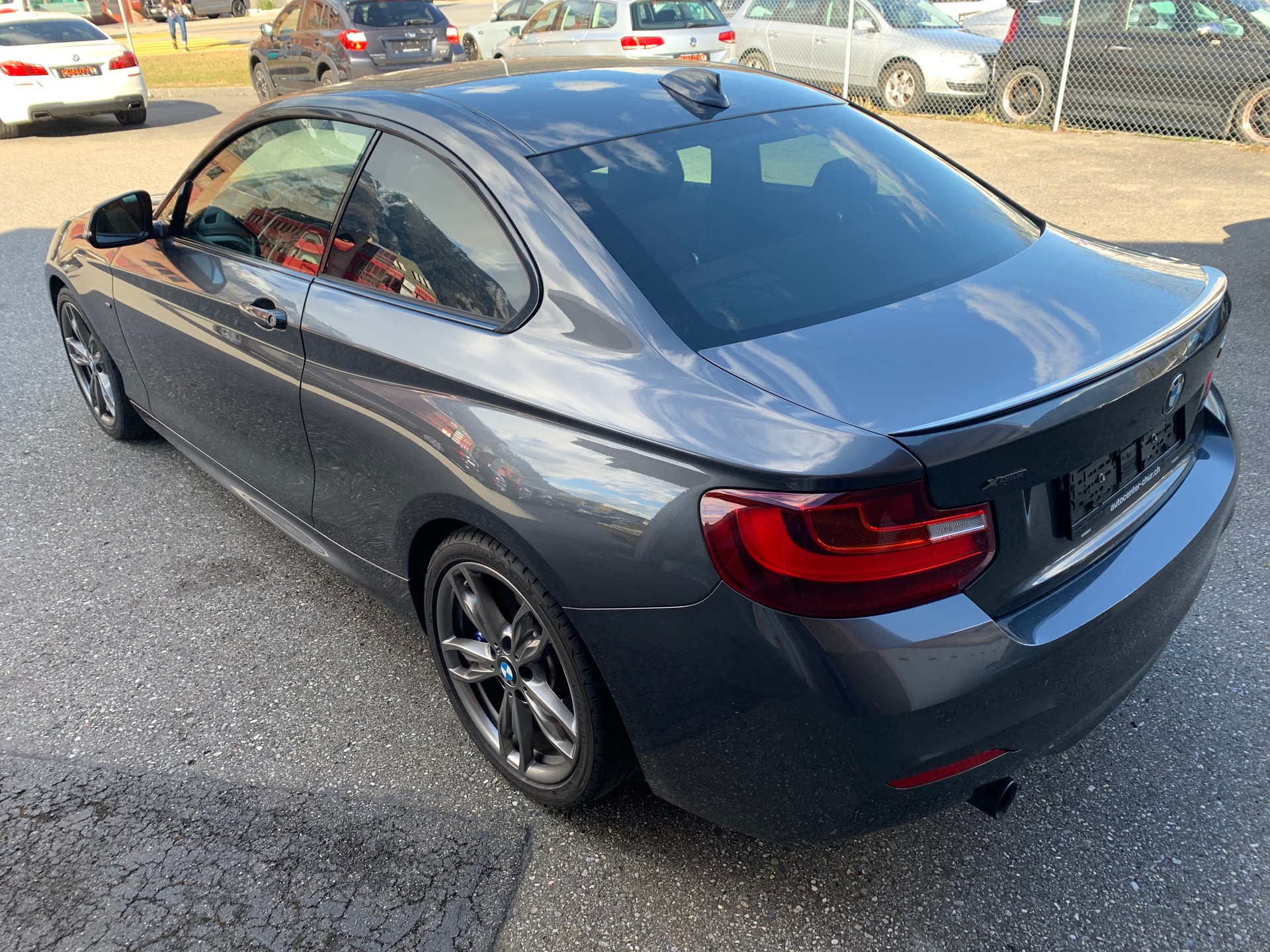 BMW M240i xDrive-image-3