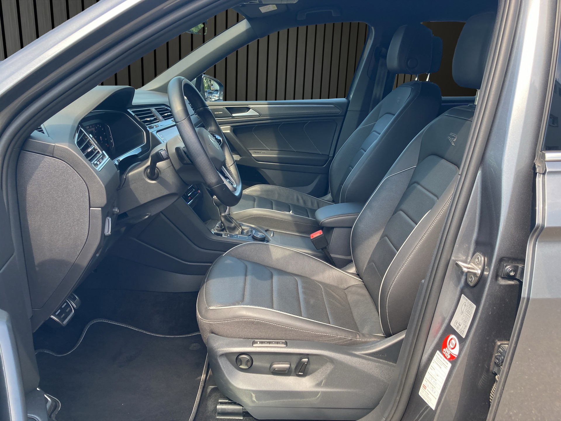 VW Tiguan Allspace 2.0 TDI SCR R-Line DSG-image-10