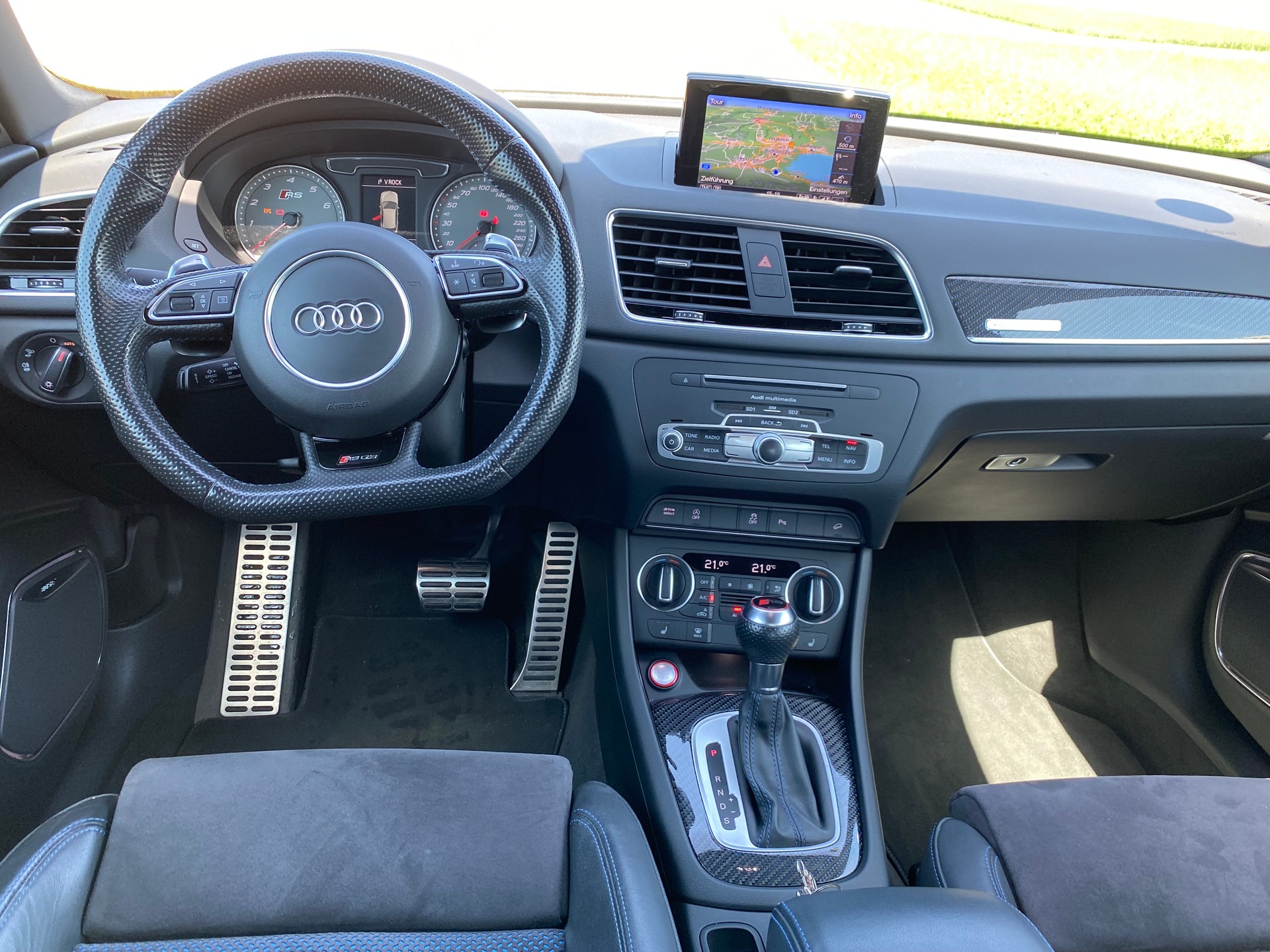 AUDI 2.5 TFSI perform. qu. S-Tronic-image-5