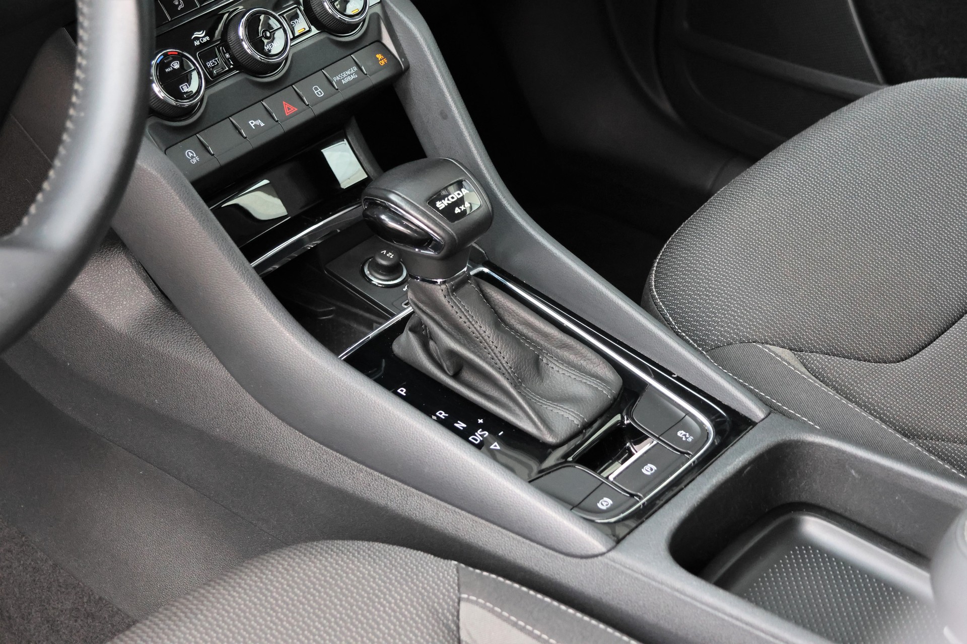 SKODA Kodiaq 2.0 TDI CR Ambition 4x4 DSG (CH)-image-10