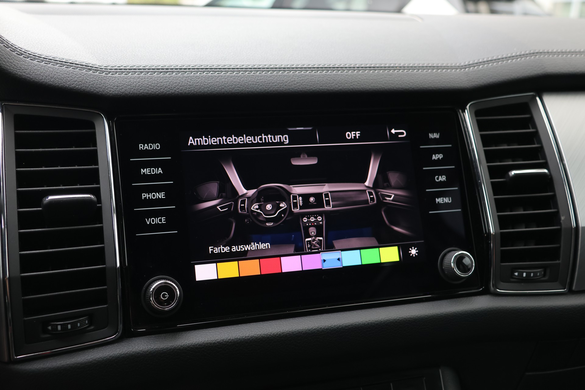 SKODA Kodiaq 2.0 TDI CR Ambition 4x4 DSG (CH)-image-21