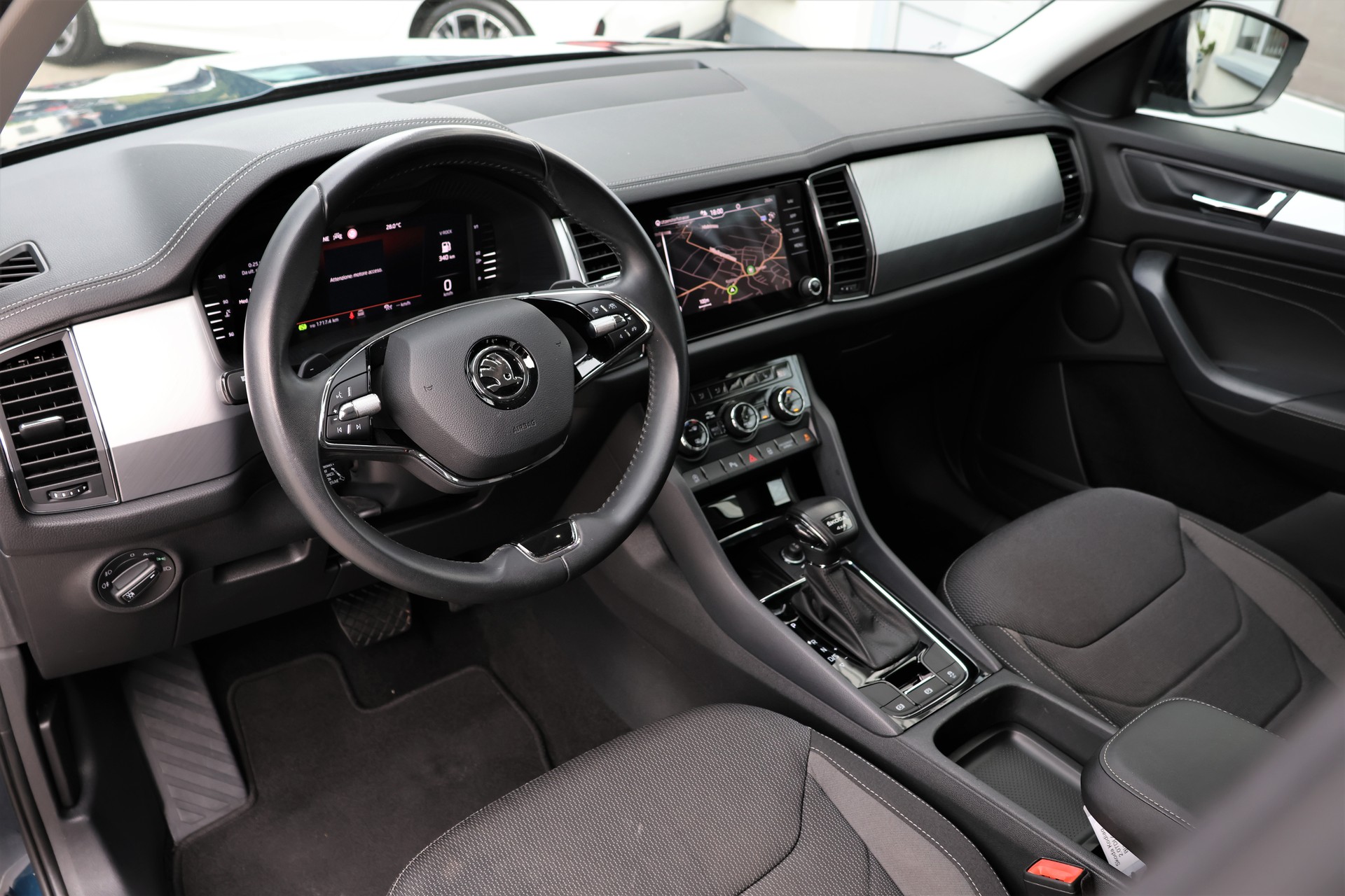 SKODA Kodiaq 2.0 TDI CR Ambition 4x4 DSG (CH)-image-9