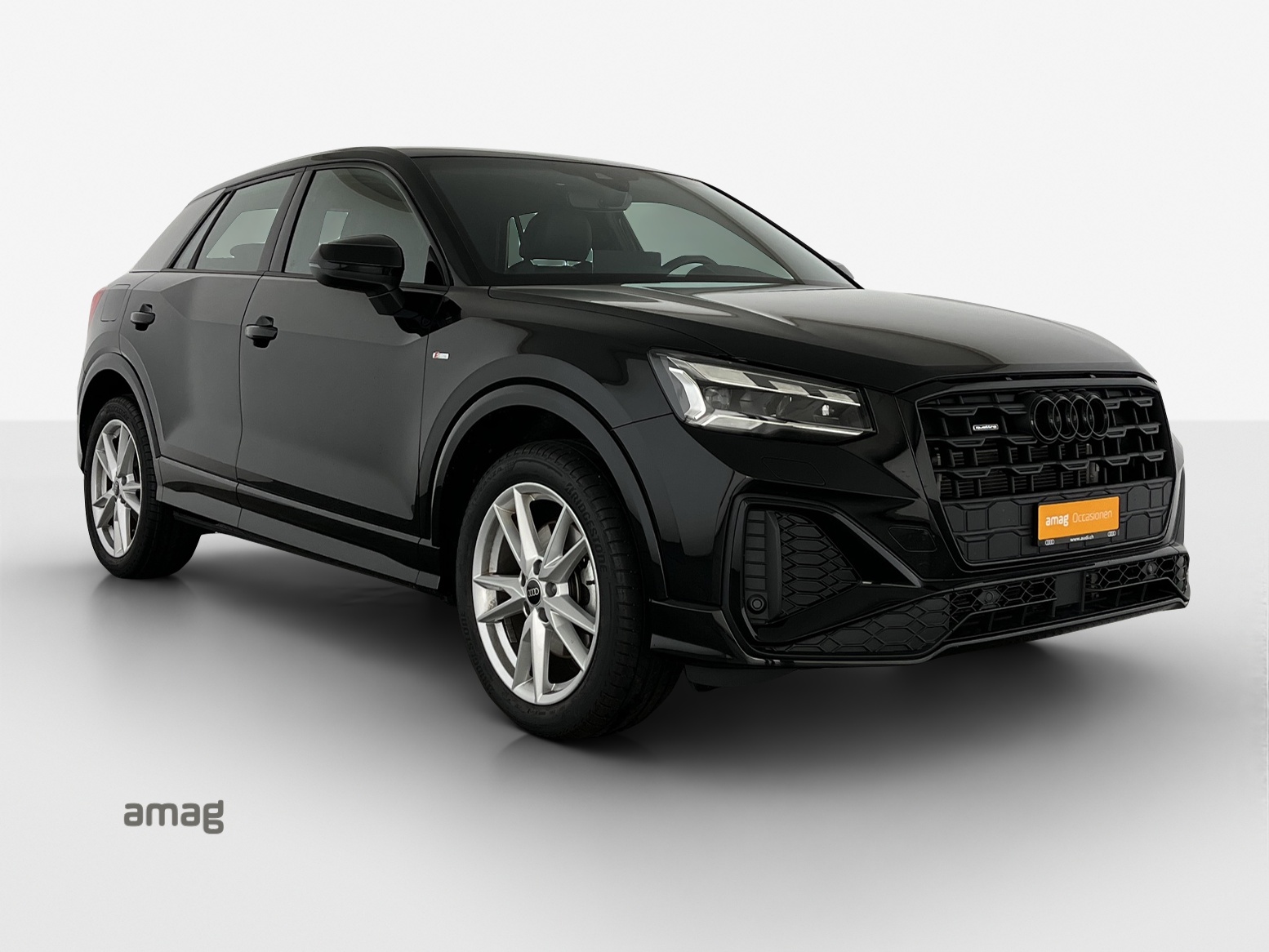 AUDI Q2 40 TFSI S line quattro S-tronic-image-5
