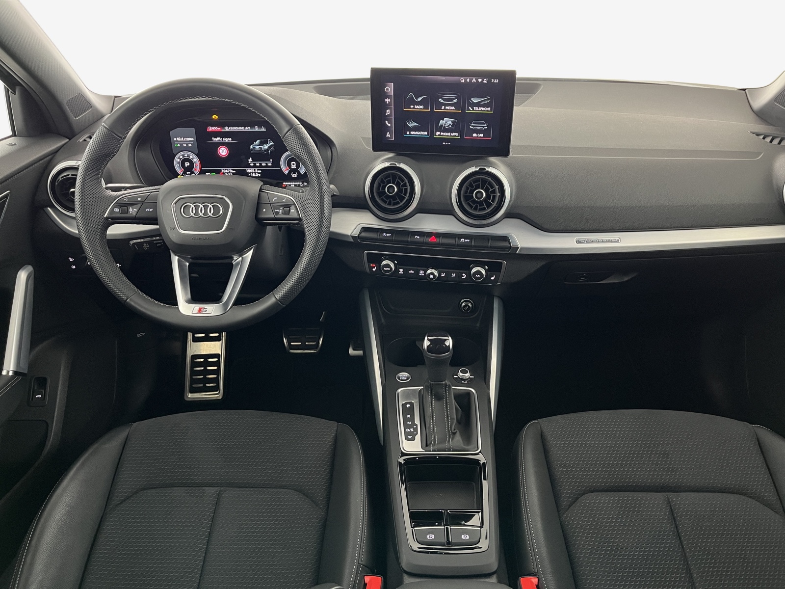 AUDI Q2 40 TFSI S line quattro S-tronic-image-8
