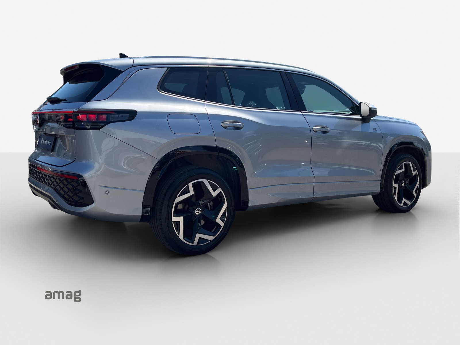 VW Tayron 2.0 TSI R-Line DSG 4Motion-image-4