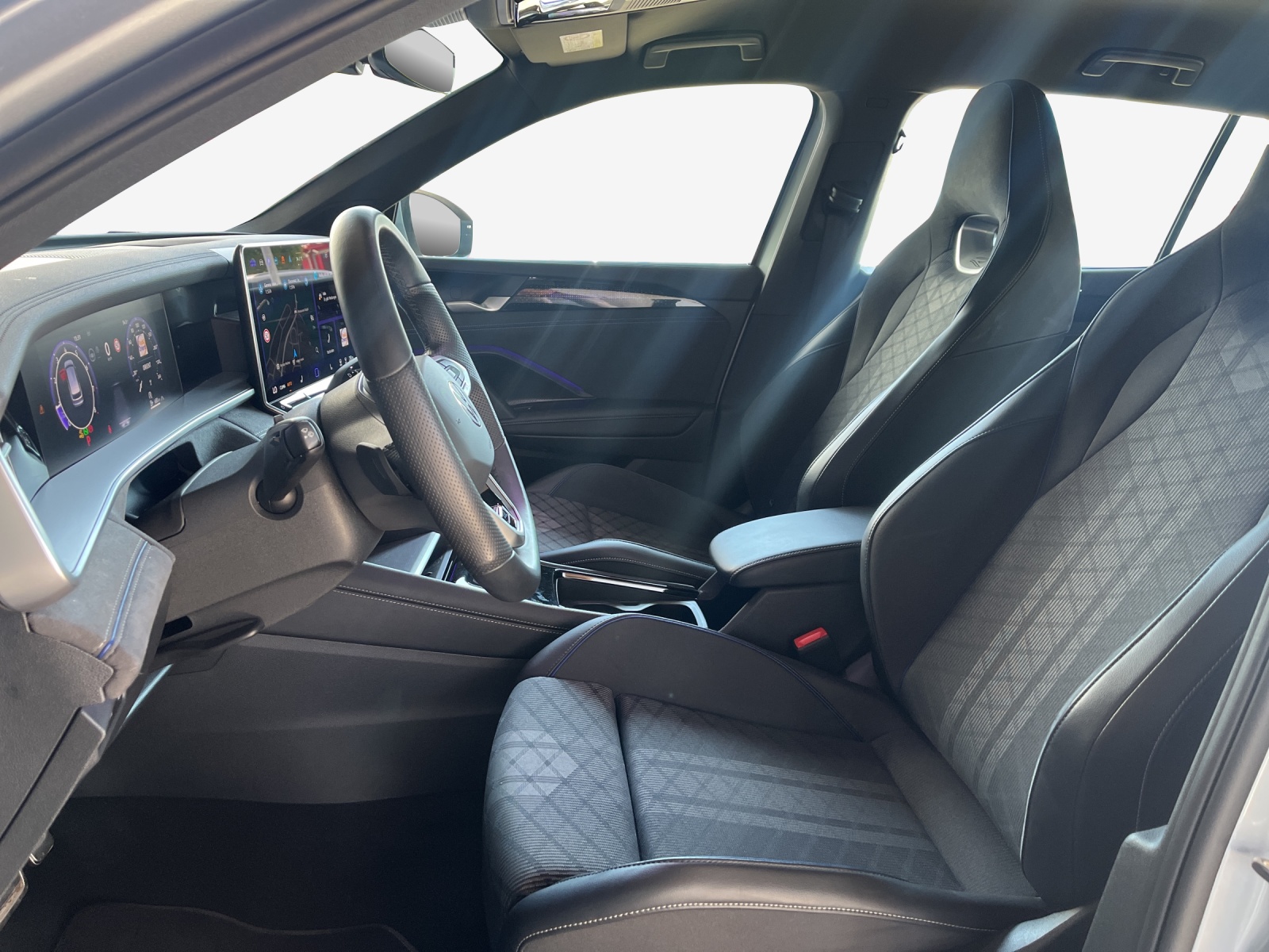 VW Tayron 2.0 TSI R-Line DSG 4Motion-image-7