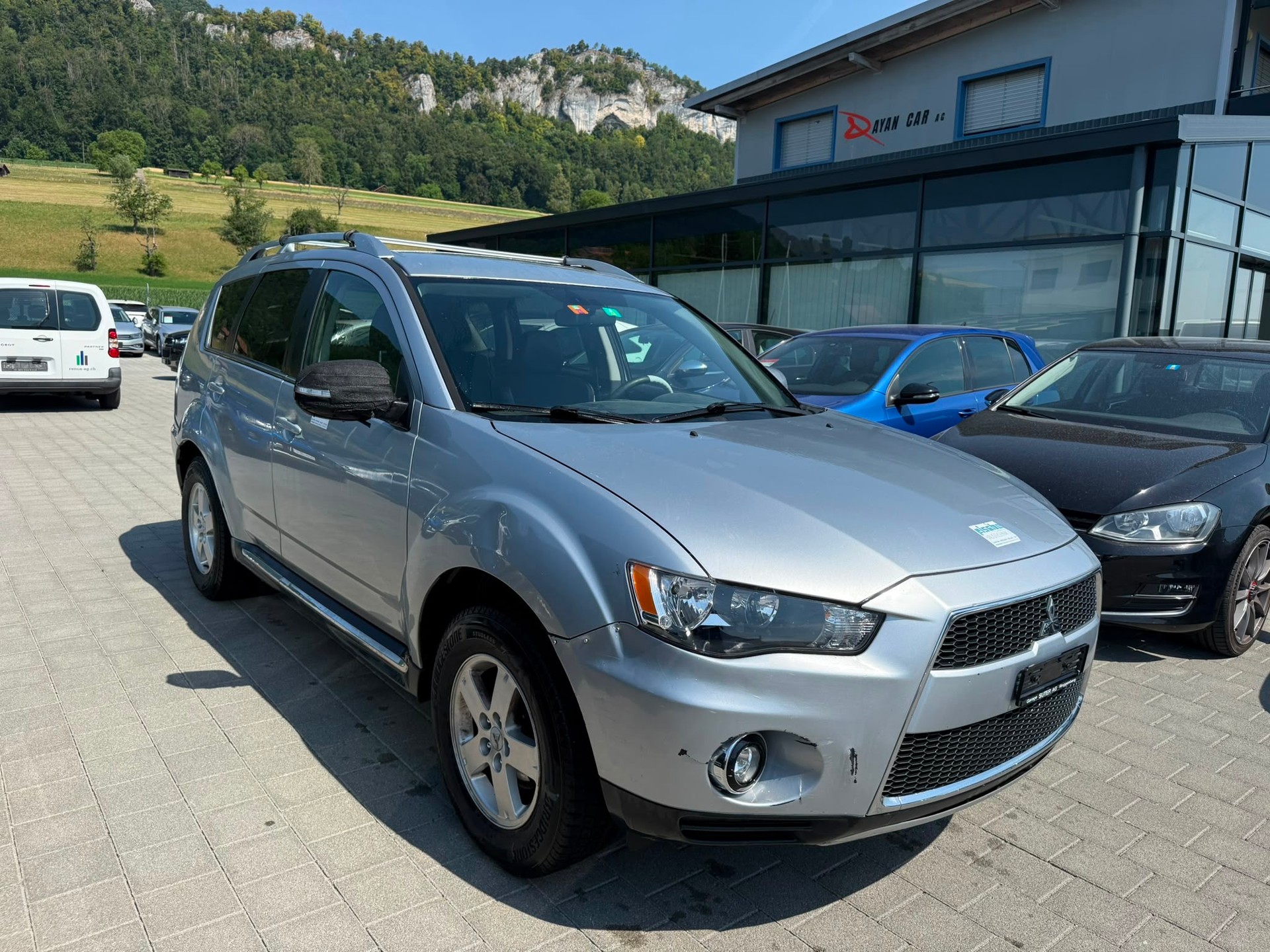 MITSUBISHI Outlander 2.2 DID Invite 4WD TC-SST-image-3