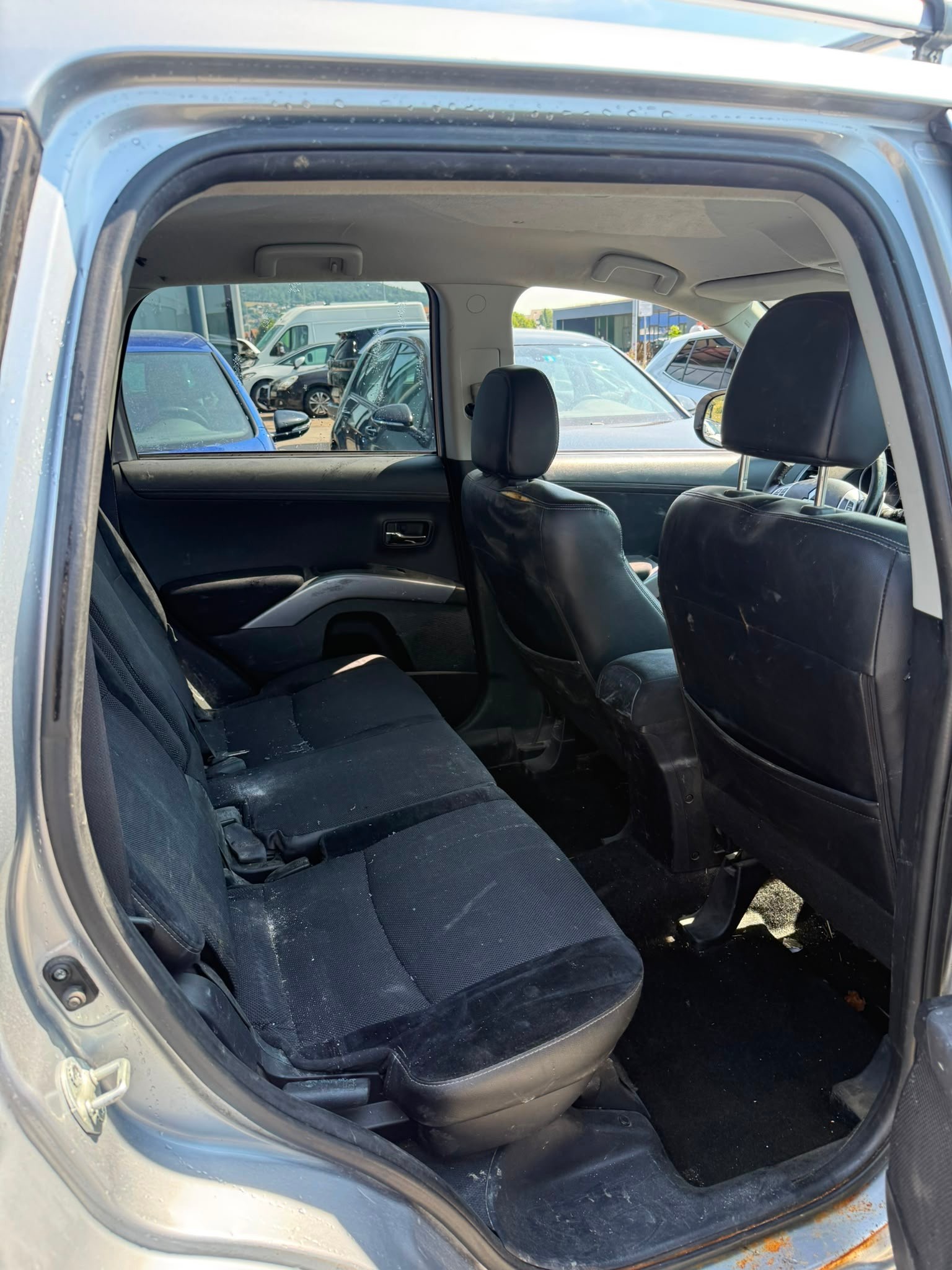 MITSUBISHI Outlander 2.2 DID Invite 4WD TC-SST-image-12