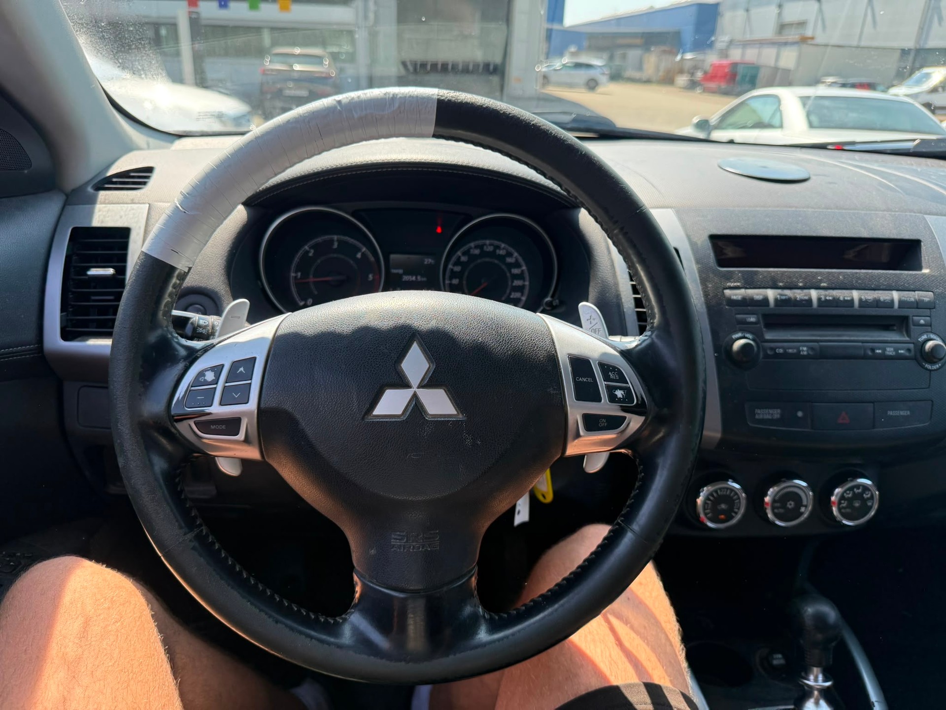 MITSUBISHI Outlander 2.2 DID Invite 4WD TC-SST-image-17