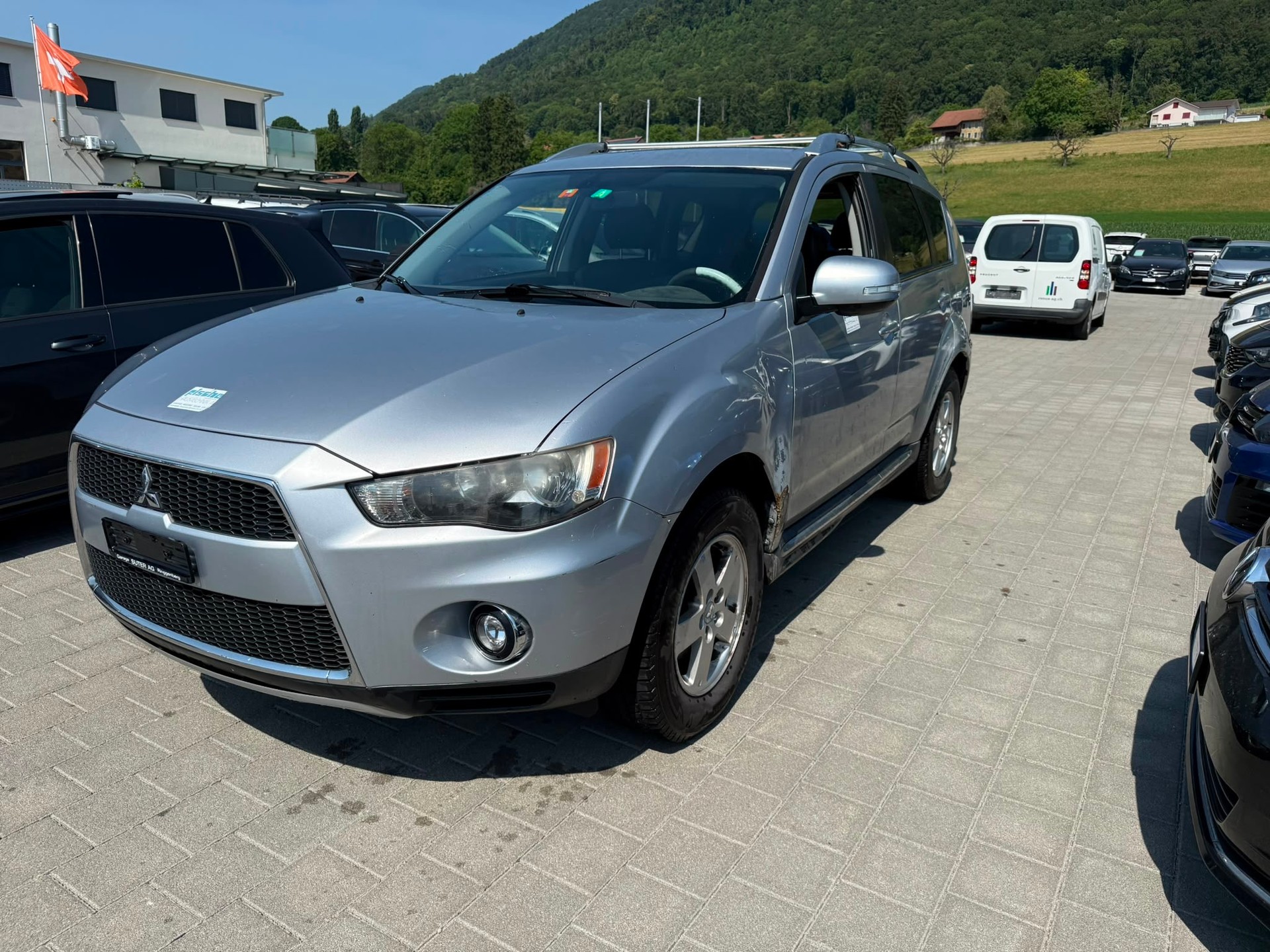 MITSUBISHI Outlander 2.2 DID Invite 4WD TC-SST-image-0
