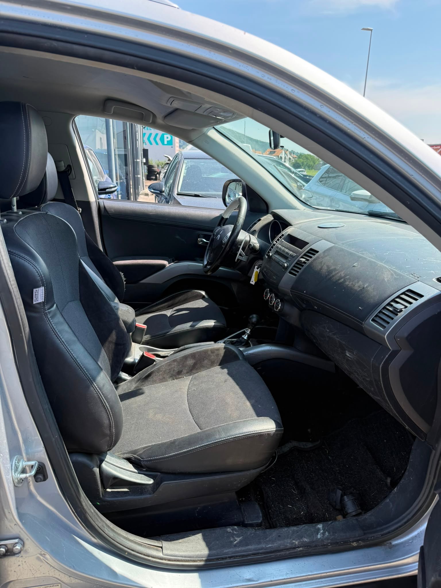 MITSUBISHI Outlander 2.2 DID Invite 4WD TC-SST-image-11