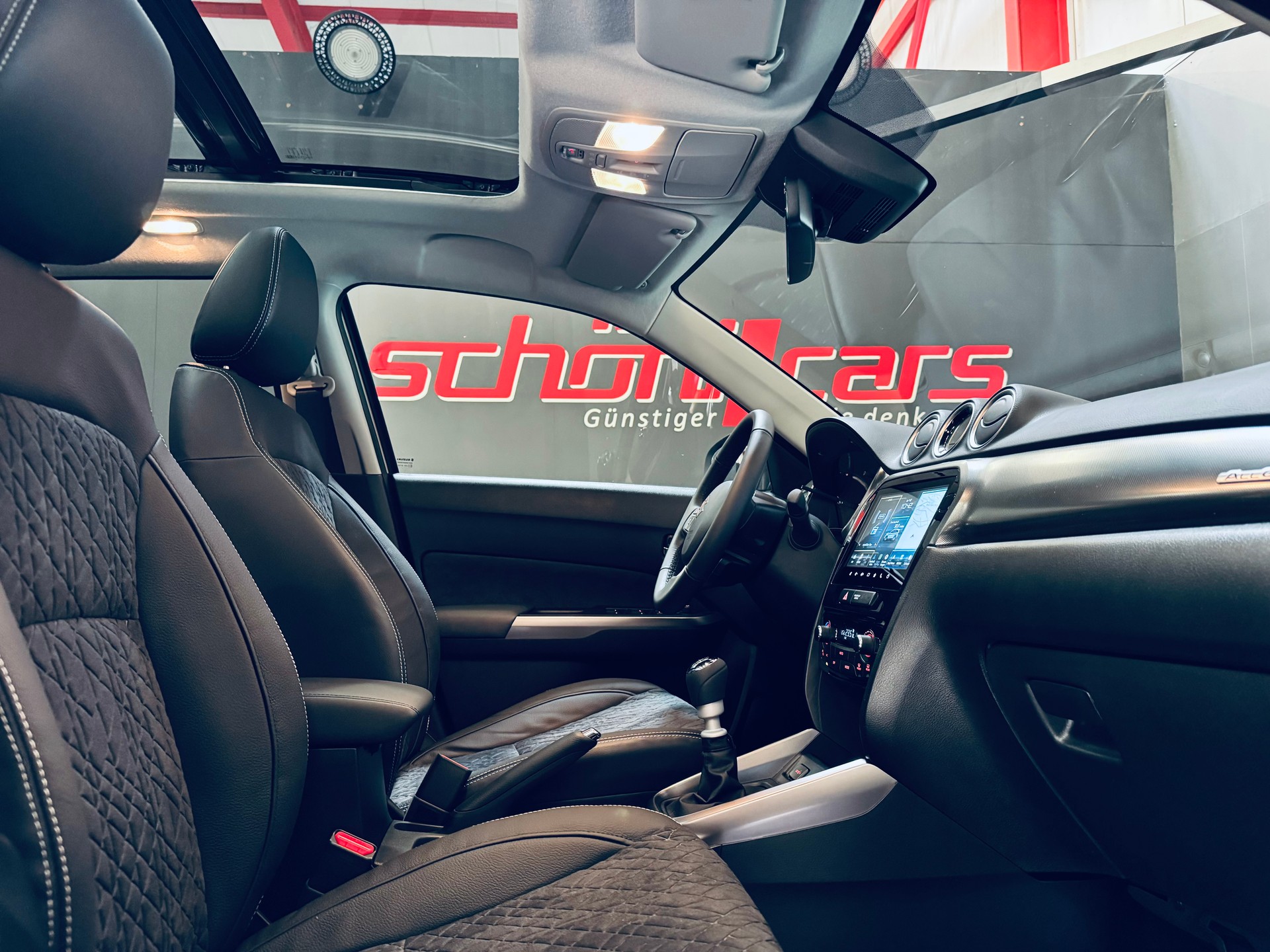 SUZUKI Vitara 1.4 Boosterjet Compact Top 4x4 Hybrid-image-7