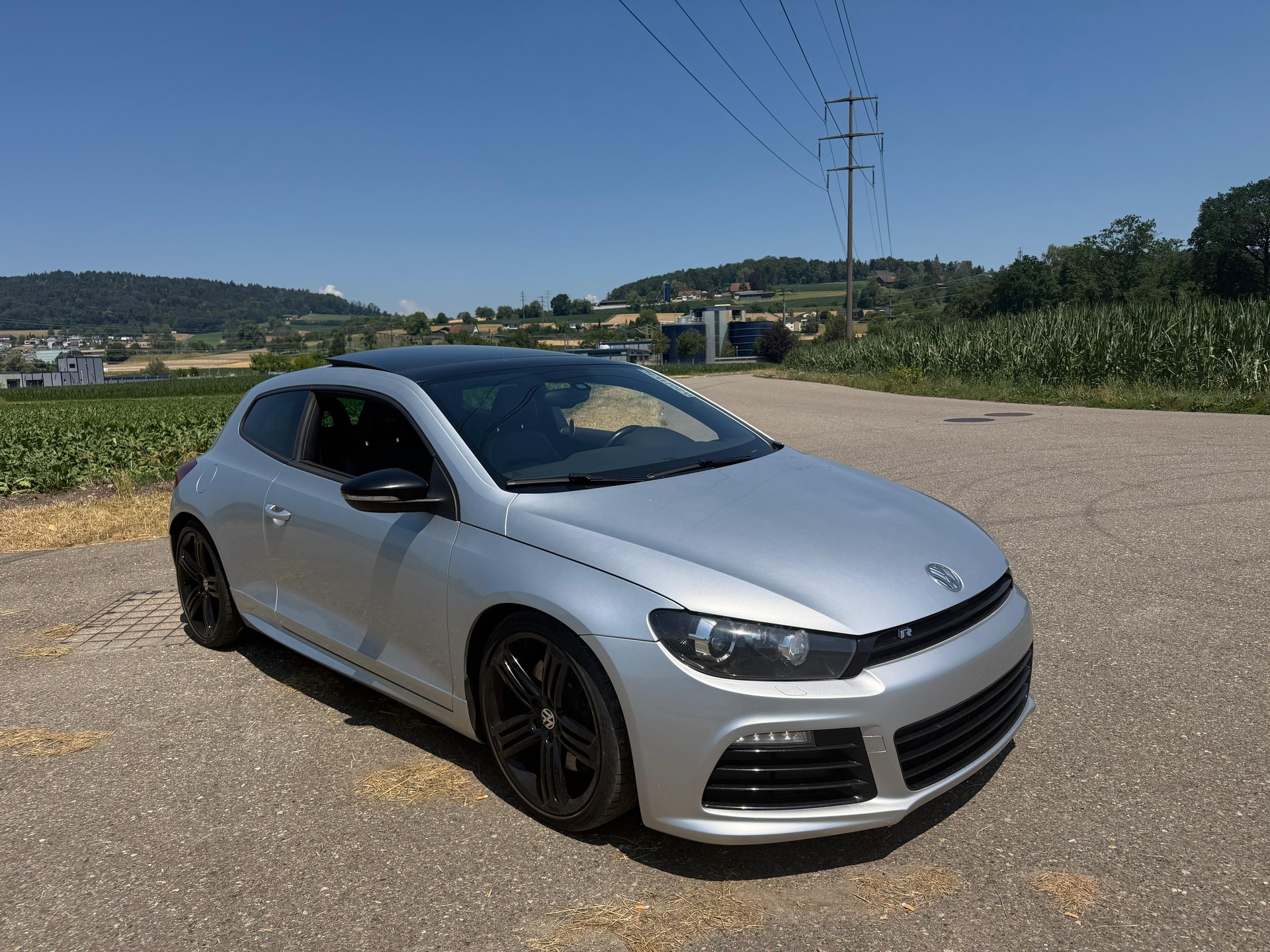 VW SCIROCCO R-image-3