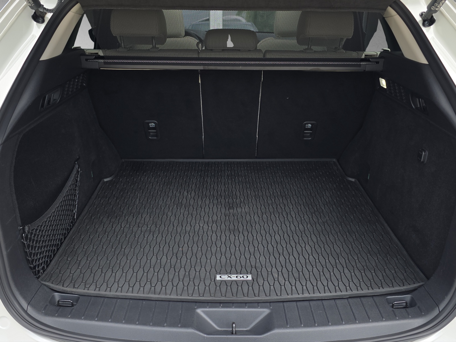 MAZDA CX-60 e-Skyactiv PHEV 327 AWD Takumi-image-17
