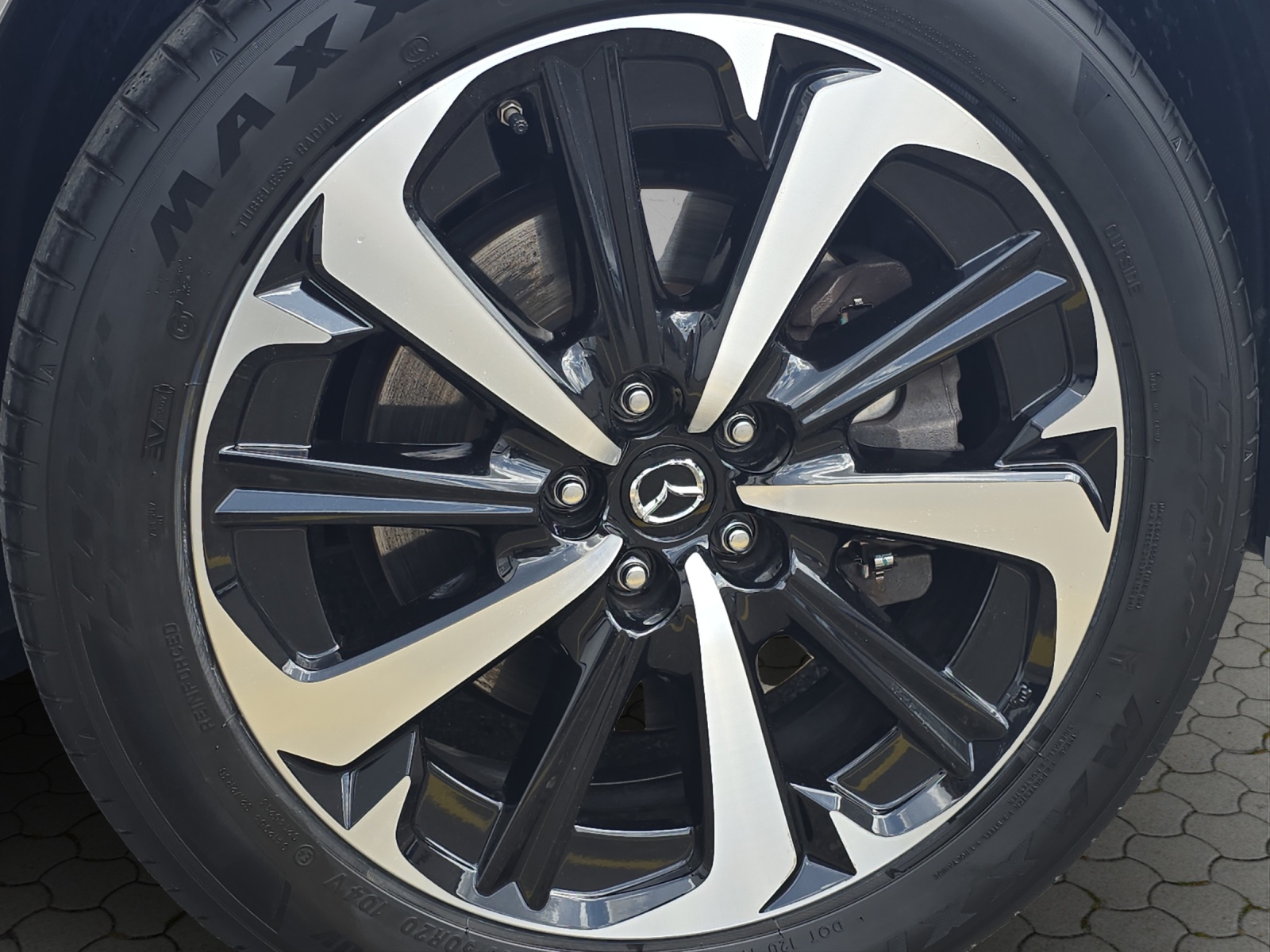 MAZDA CX-60 e-Skyactiv PHEV 327 AWD Takumi-image-8