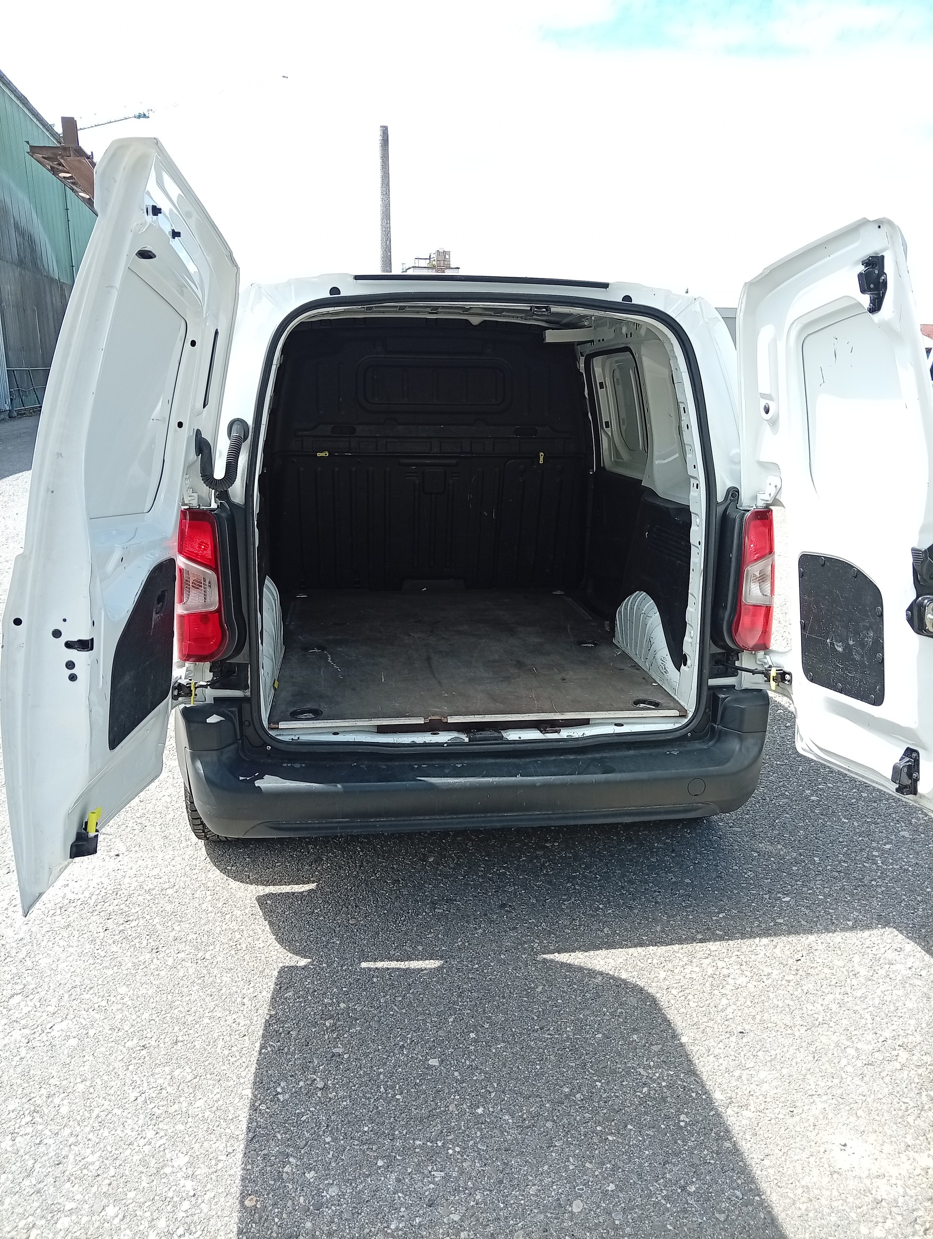 OPEL Combo 1.5 Cargo Enjoy-image-9