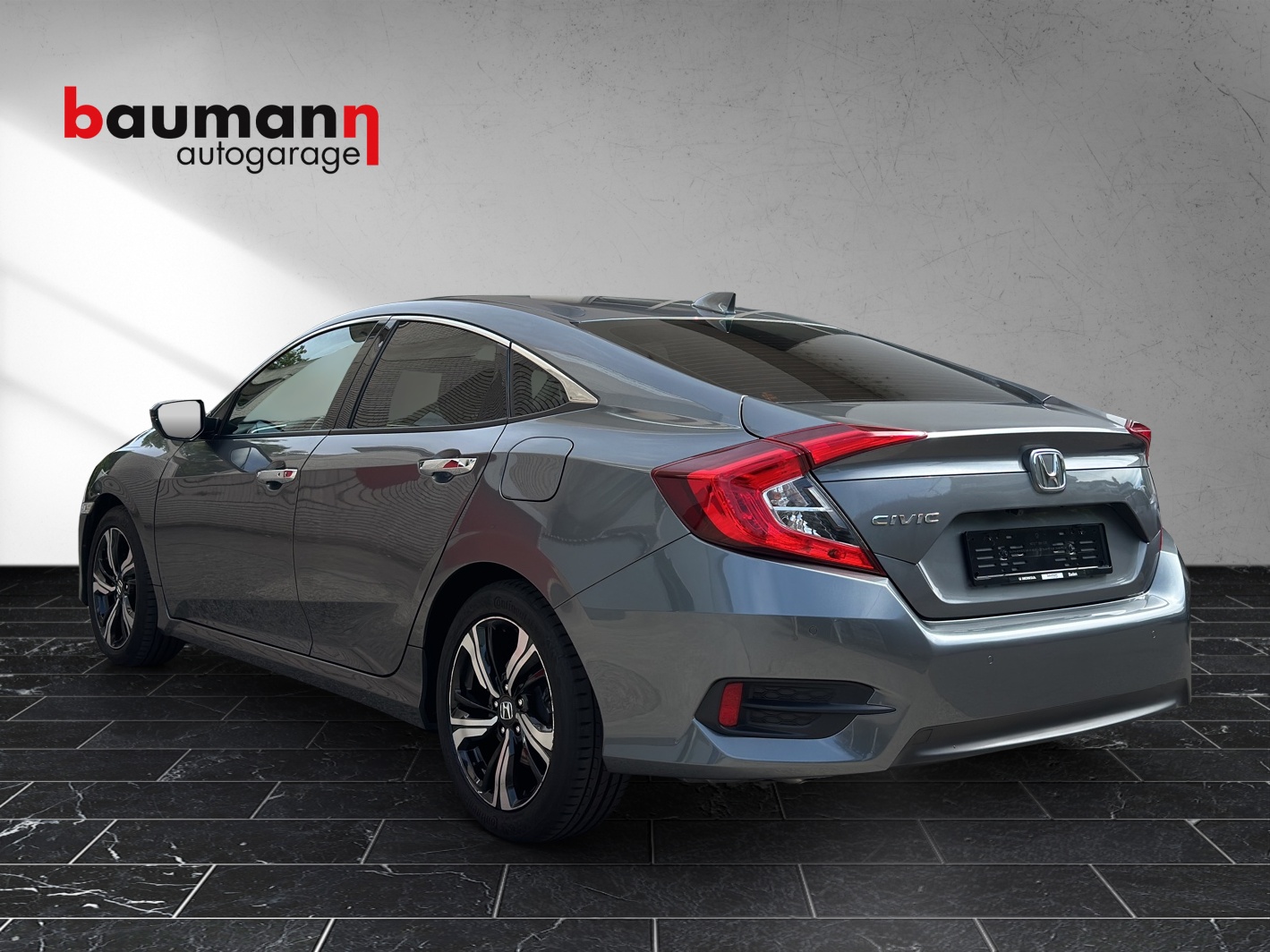 HONDA Civic Sedan 1.5 VTEC Executive Premium CVT-image-3