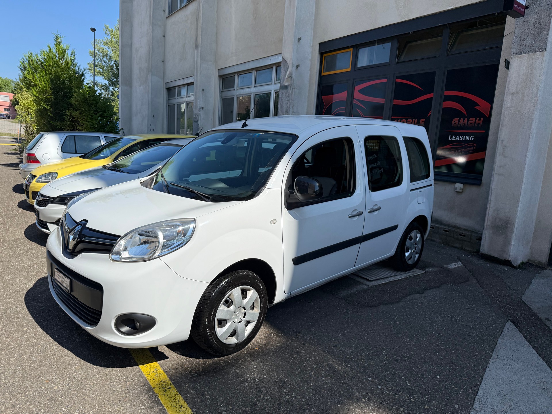 RENAULT Kangoo 1.5 dCi Zen+-image-0