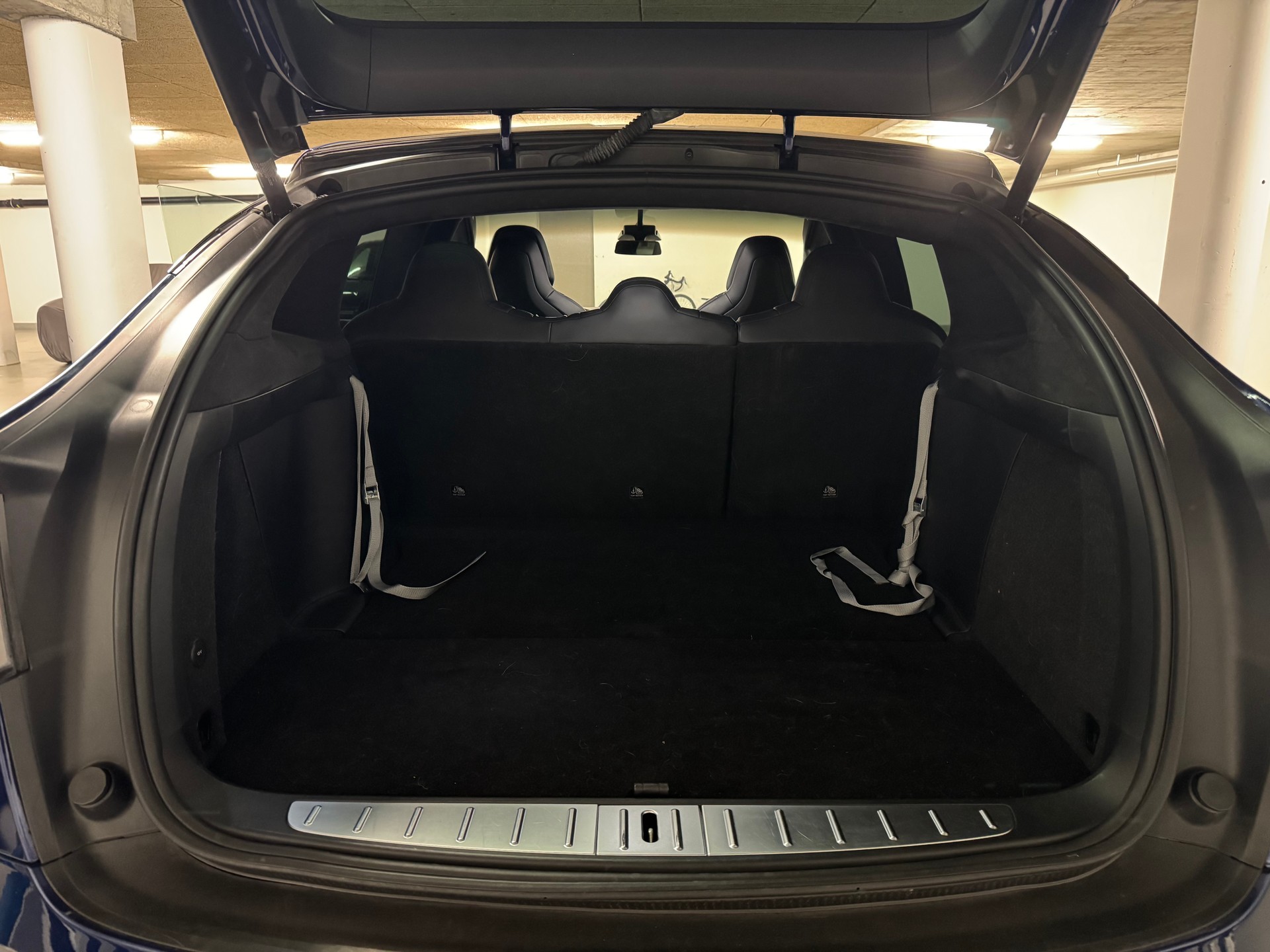 TESLA 100 Performance D-image-5