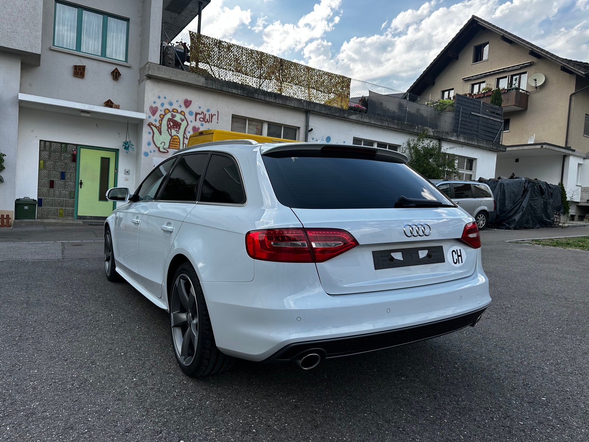 AUDI A4 Avant 3.0 TDI quattro S-tronic S-Line-image-3