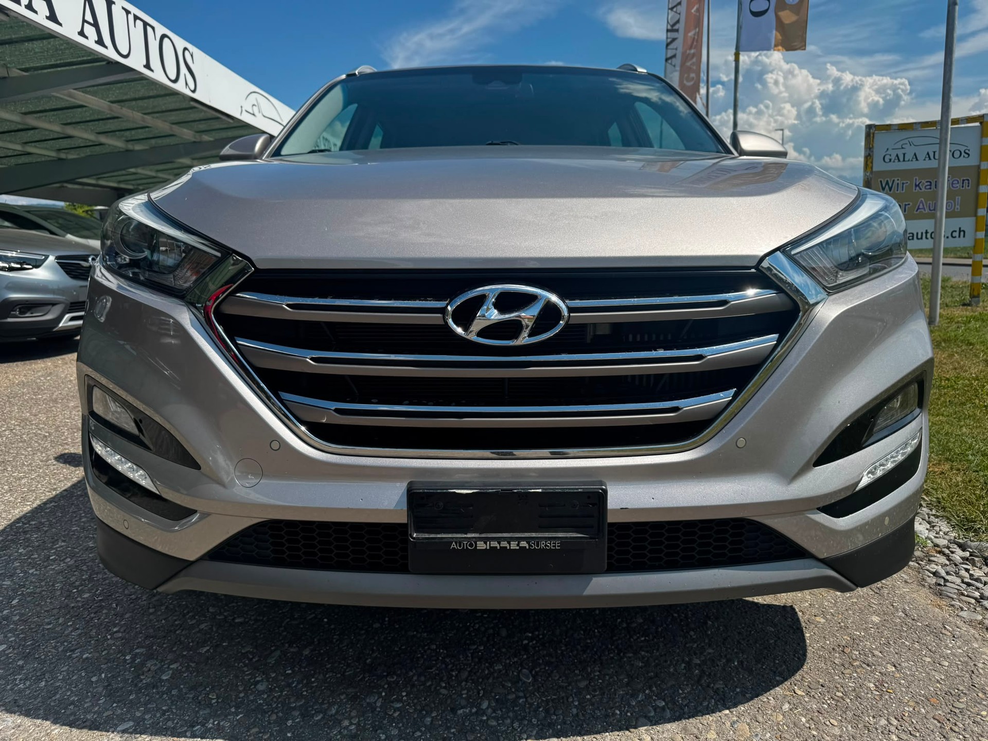 HYUNDAI Tucson 2.0 CRDI Plena 4WD Automatic-image-1