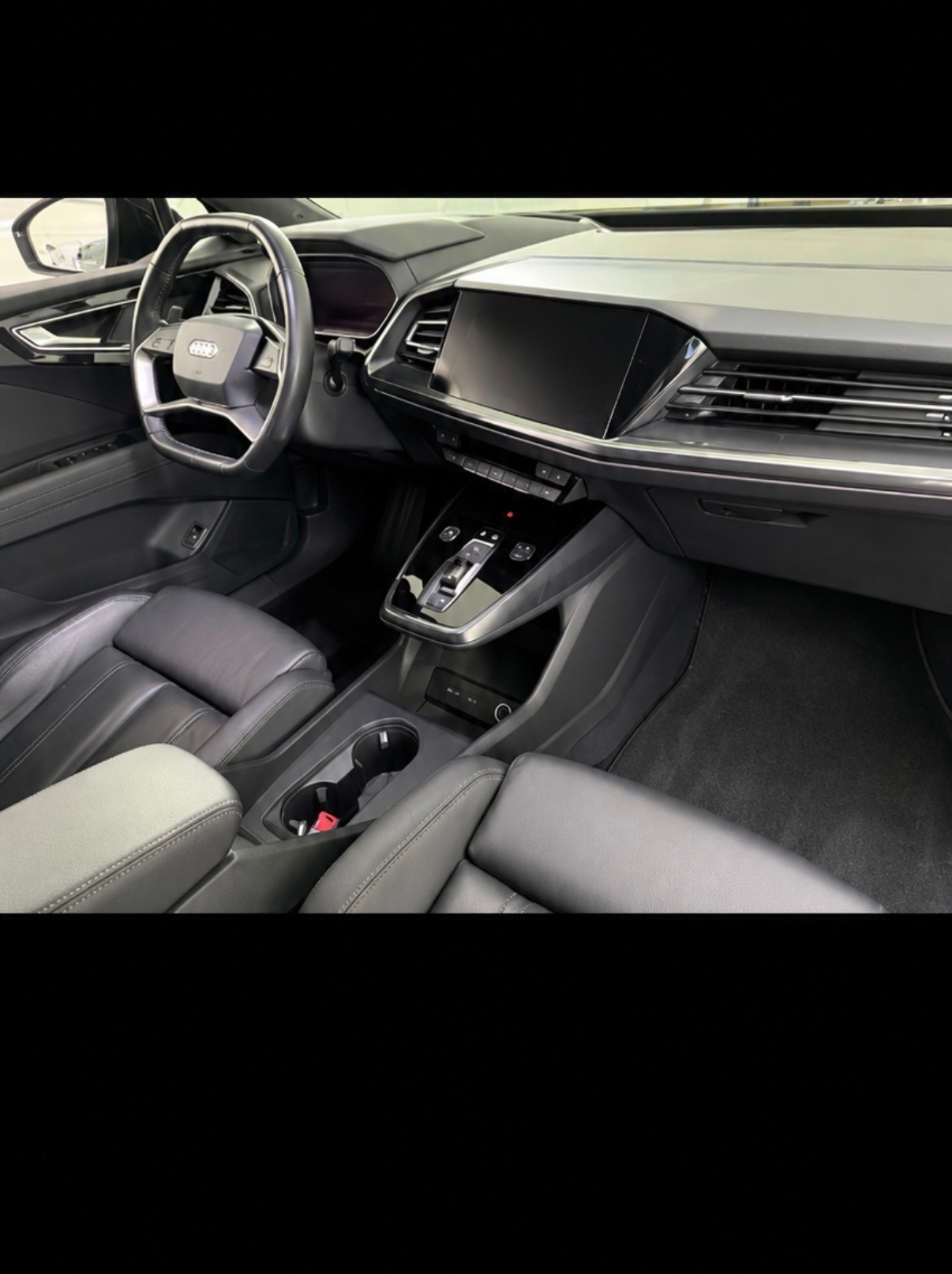 AUDI Q4 Sportback e-tron 50 quattro-image-5