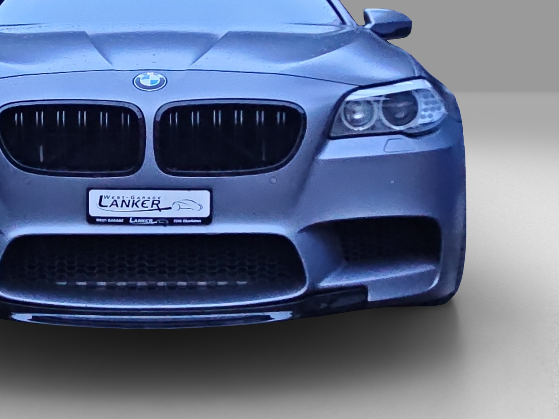 BMW M5-image-16