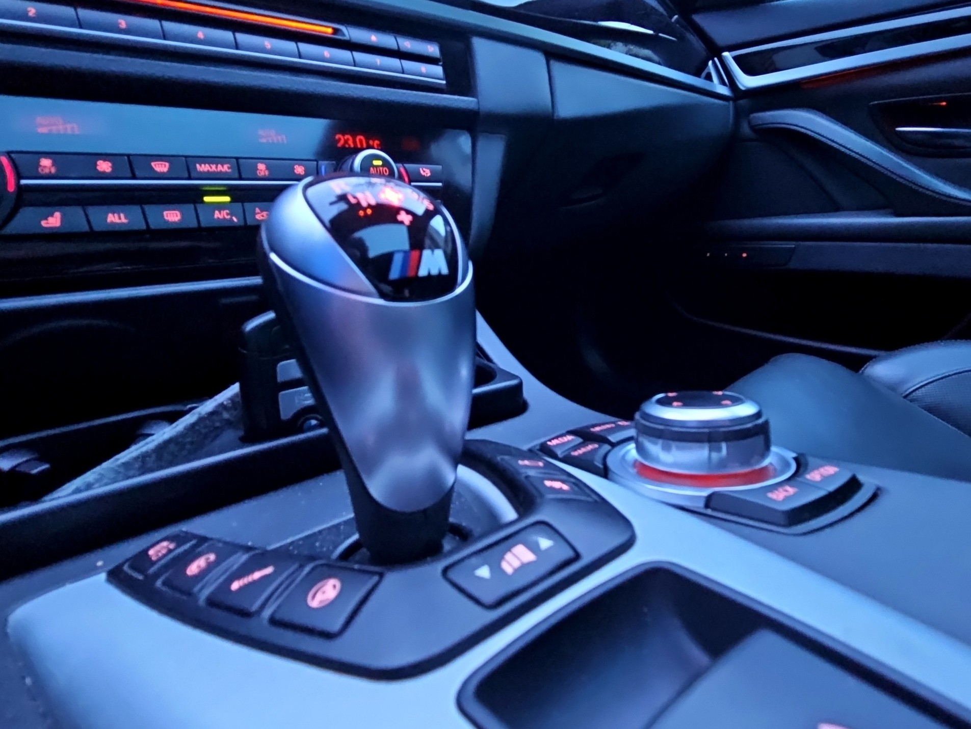 BMW M5-image-11