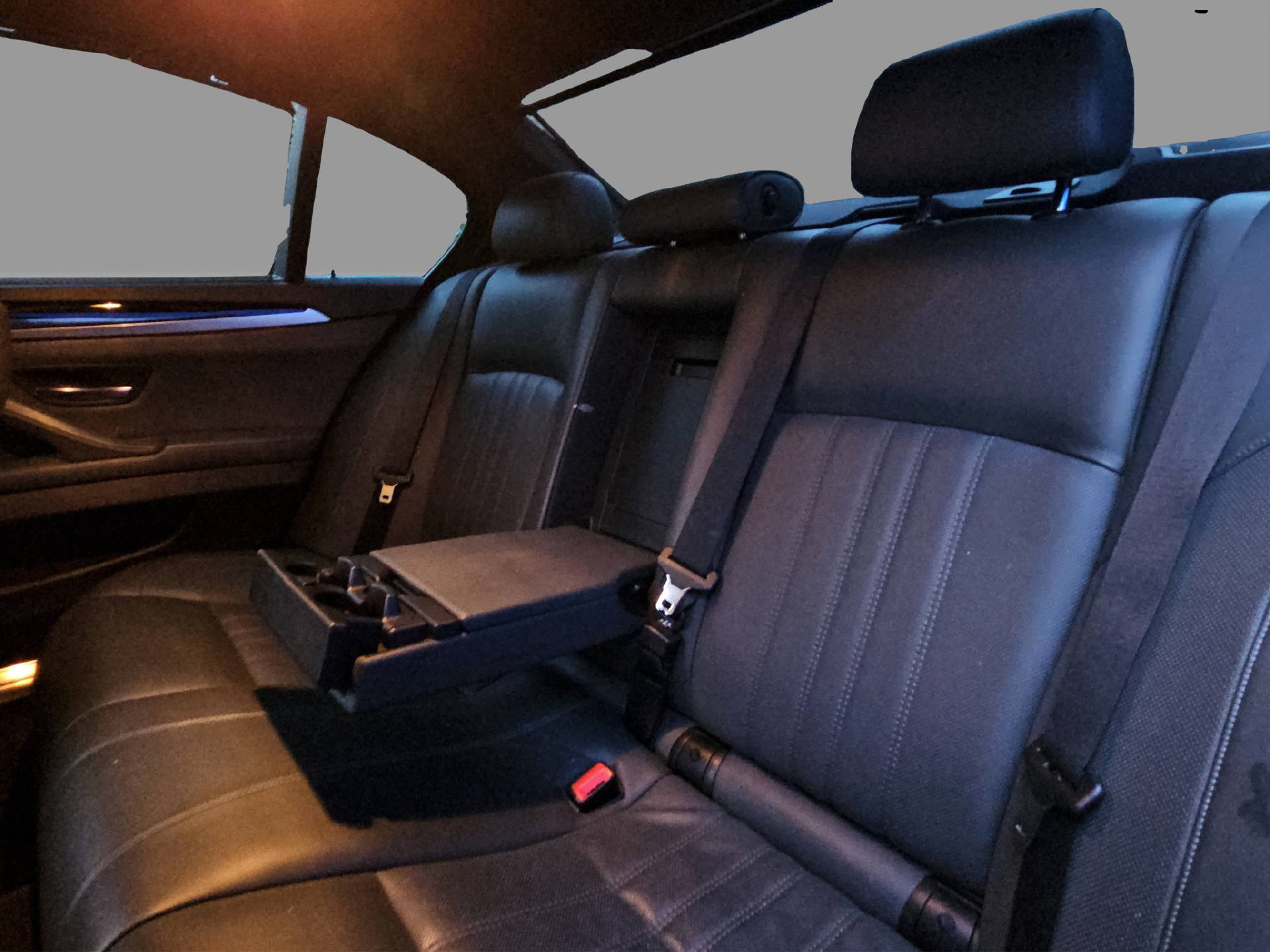 BMW M5-image-14