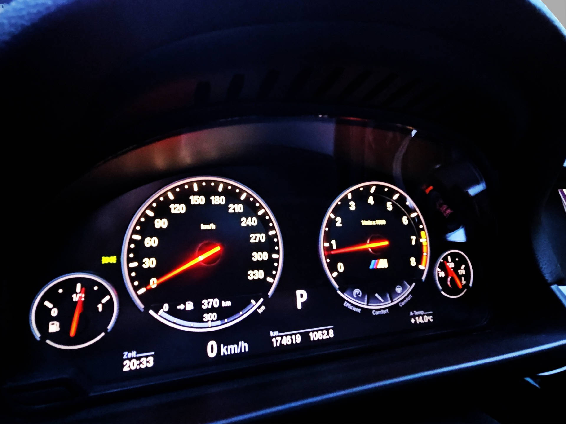 BMW M5-image-8