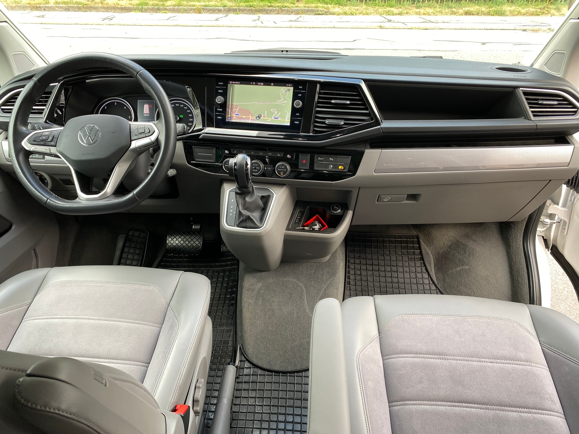 VW T6.1 California 2.0 Bi-TDI Ocean Edition Liberty 4Motion DSG-image-8