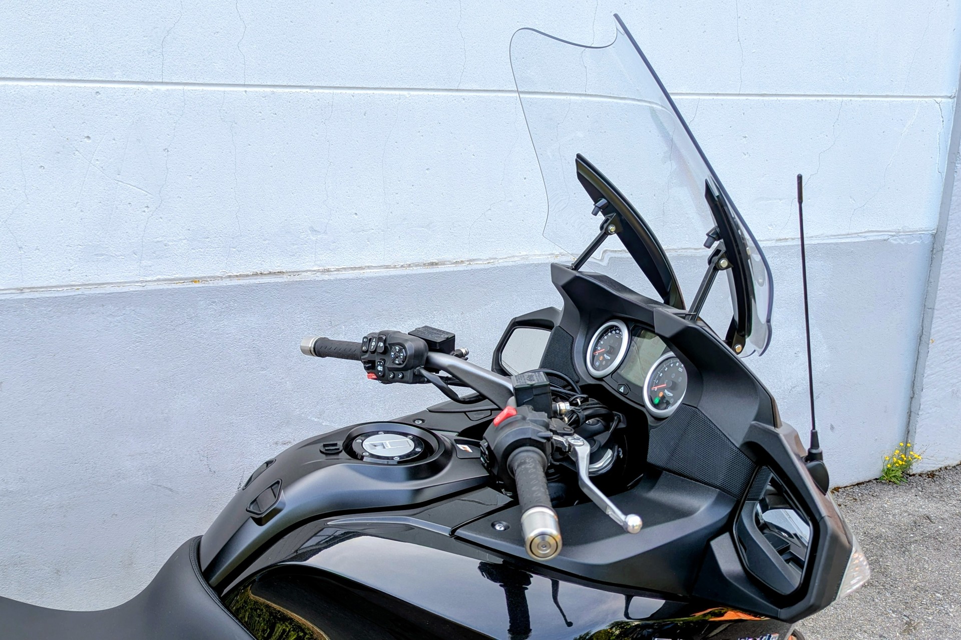 TRIUMPH Trophy 1200 SE ABS-image-7