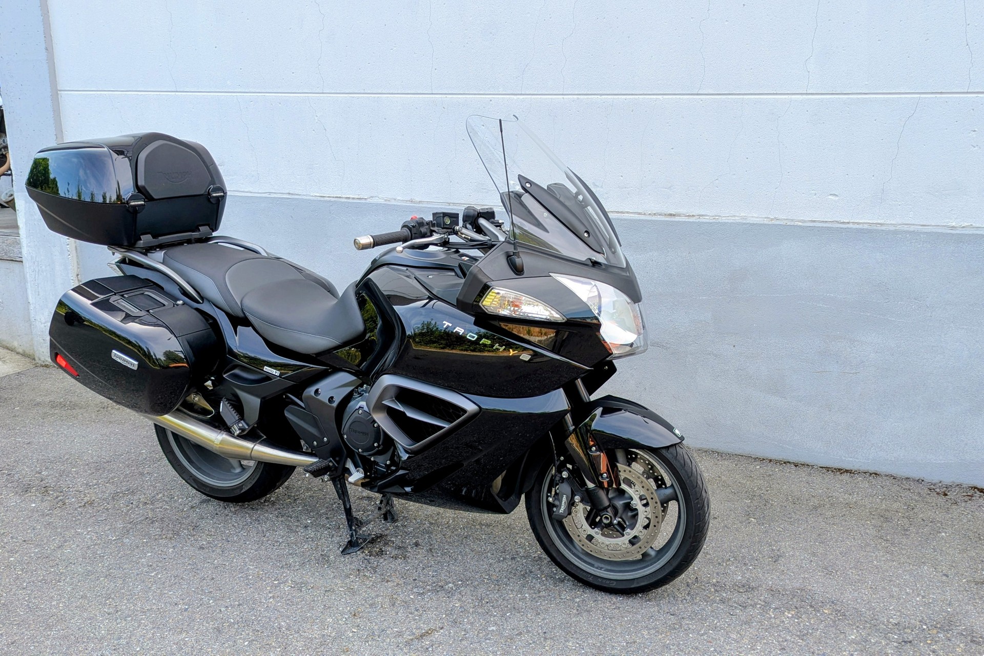 TRIUMPH Trophy 1200 SE ABS-image-4