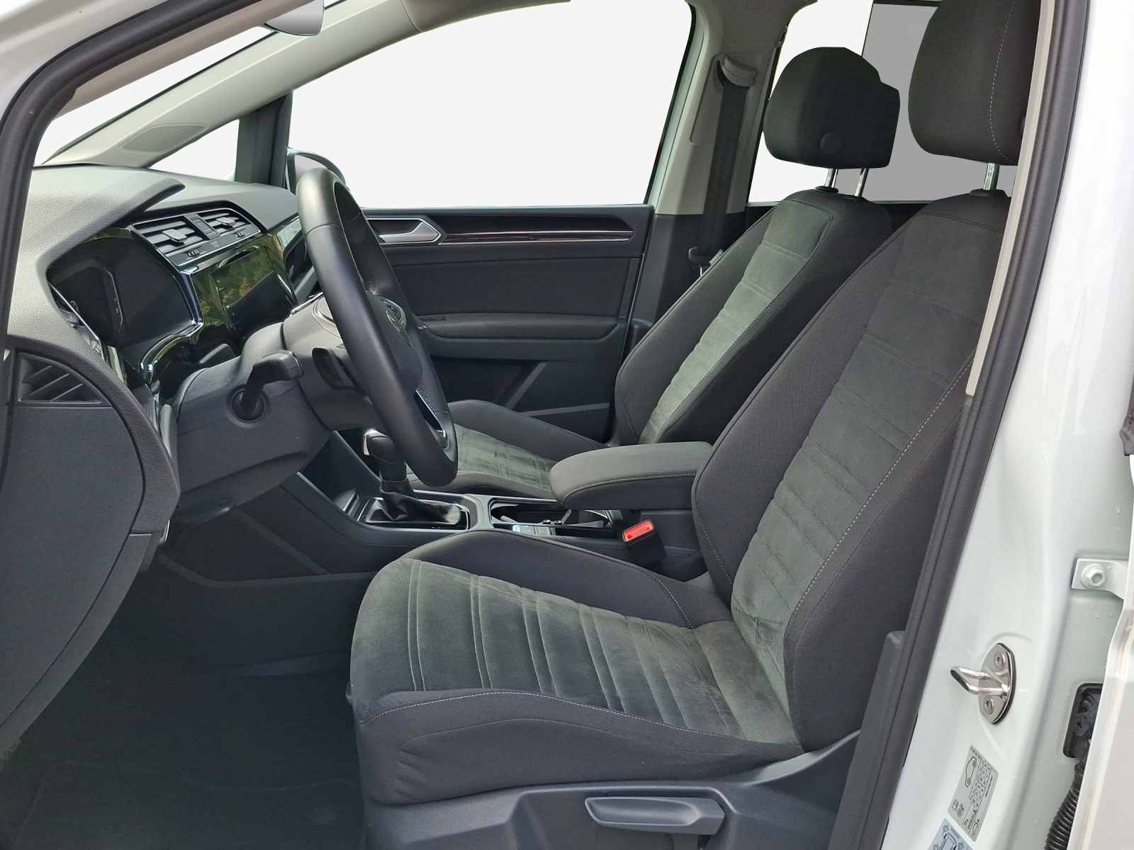 VW Touran 1.5 TSI EVO Highline DSG-image-7