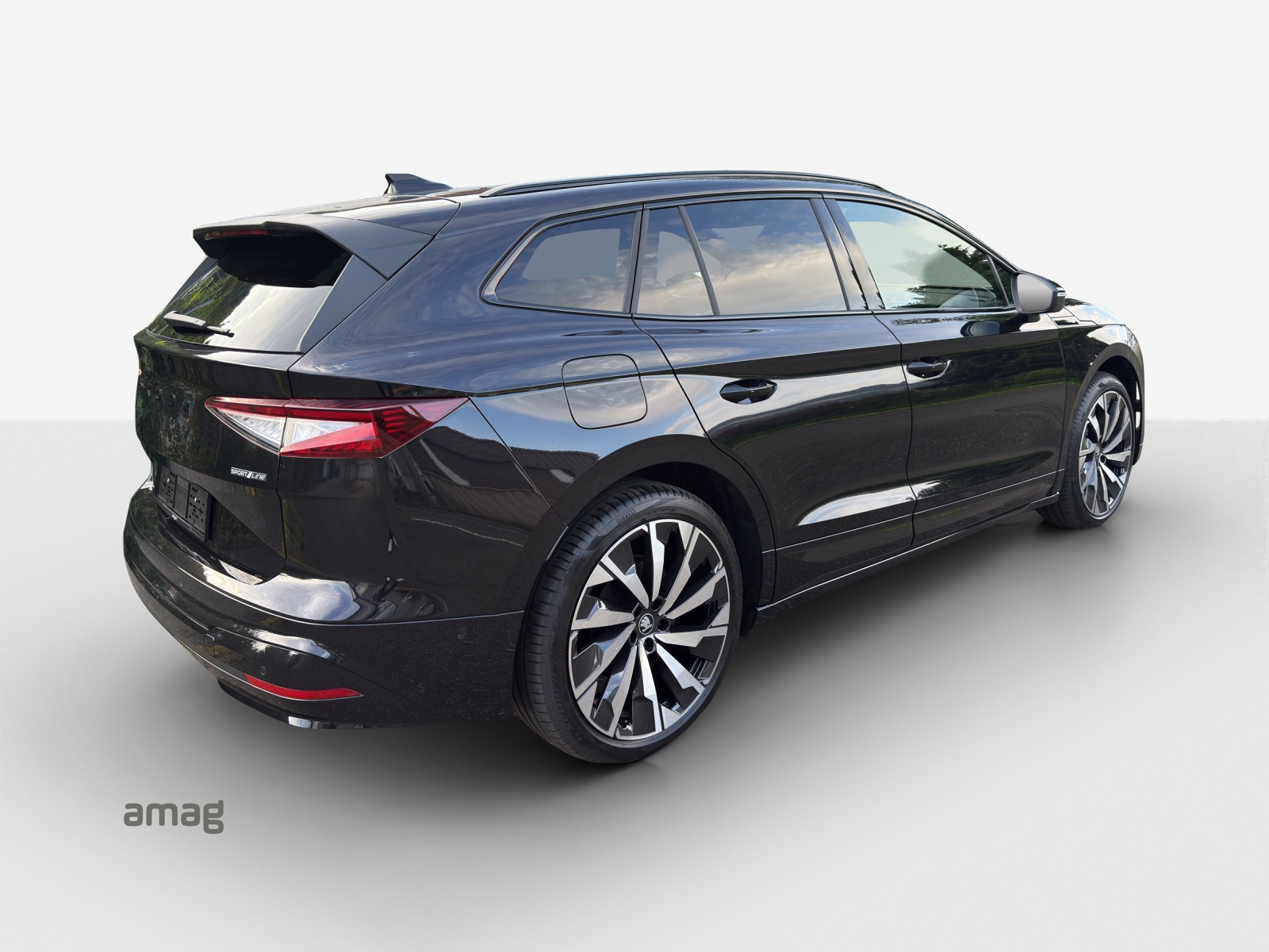 SKODA Enyaq 85x Sportline 4x4-image-4