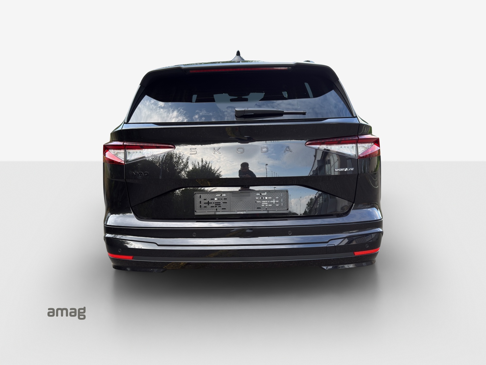 SKODA Enyaq 85x Sportline 4x4-image-3
