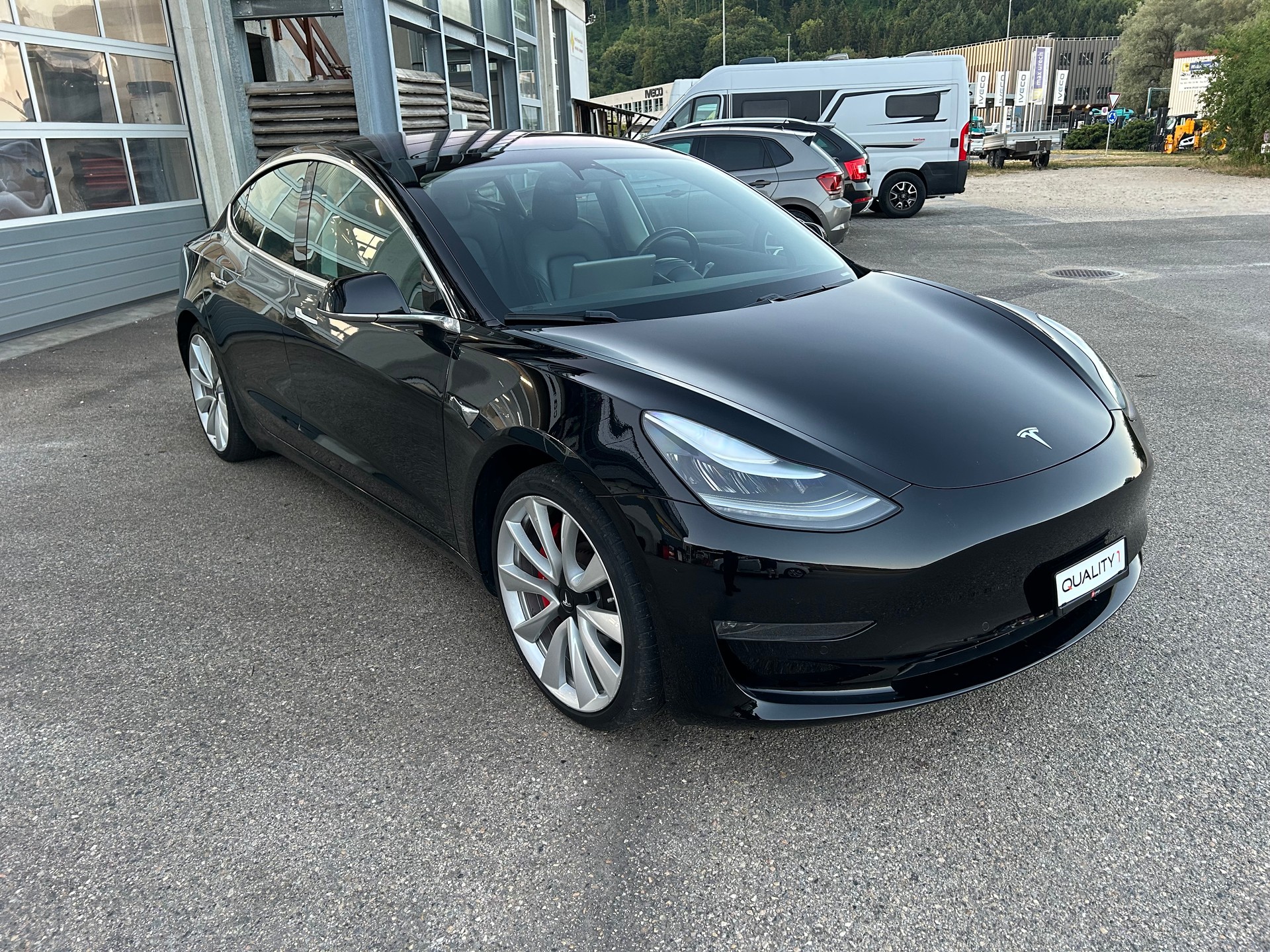 TESLA Model 3 Long Range Dual Motor AWD-image-6