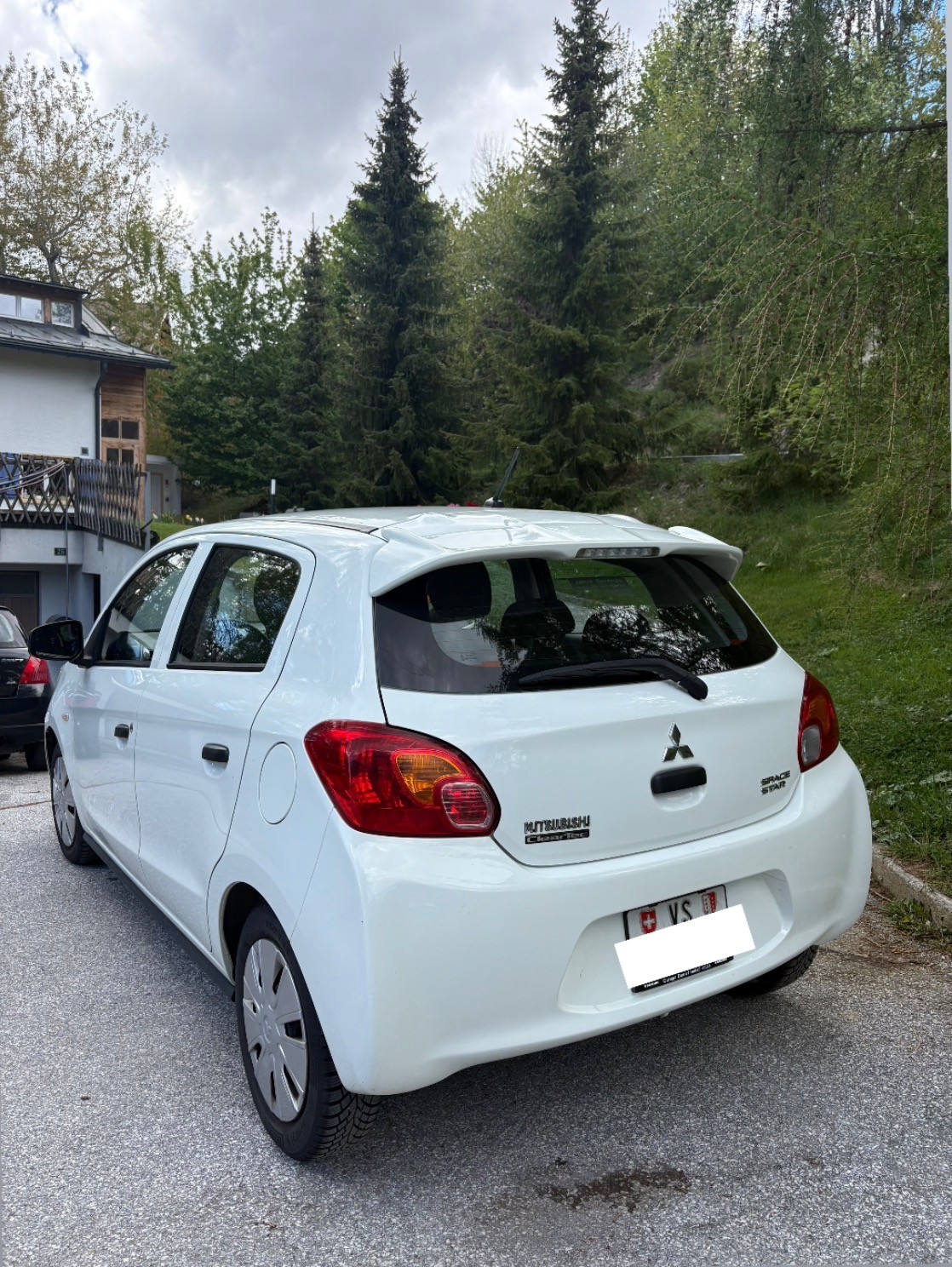 MITSUBISHI 1.0 MIVEC Inform-image-1
