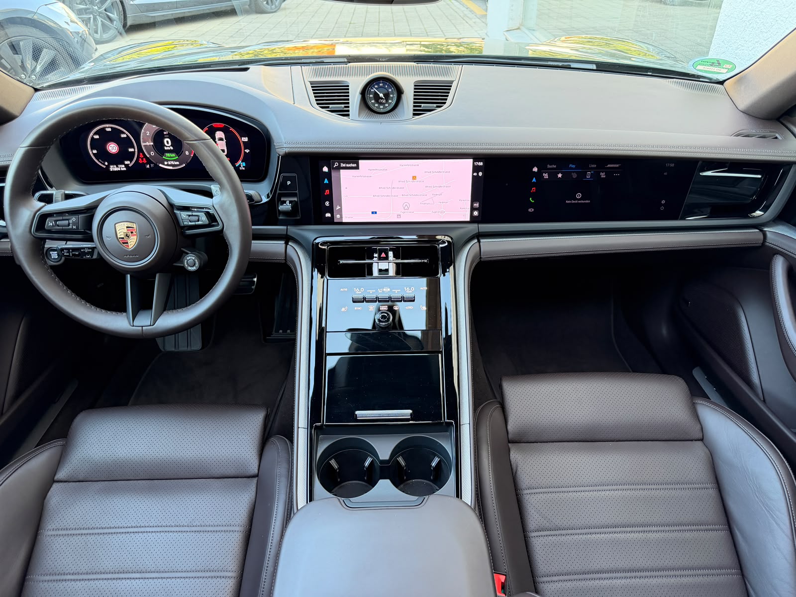 PORSCHE Panamera 4S E-Hybrid PDK-image-14