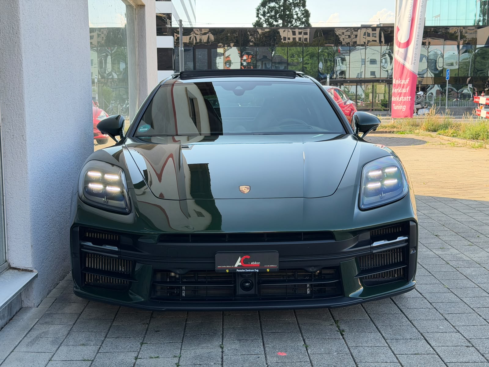 PORSCHE Panamera 4S E-Hybrid PDK-image-3