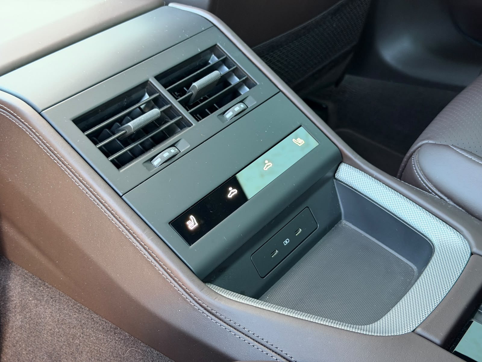 PORSCHE Panamera 4S E-Hybrid PDK-image-19