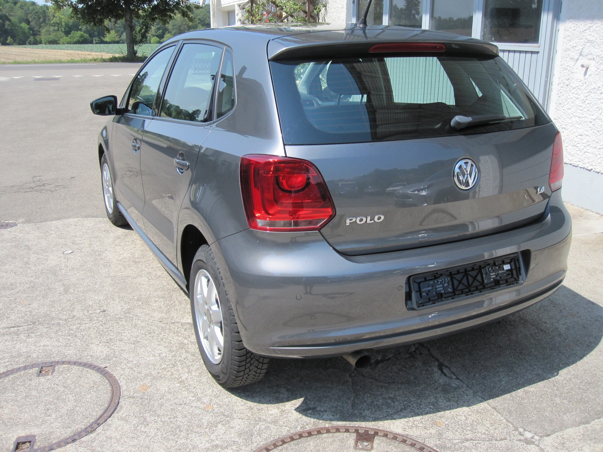 VW Polo 1.4 16V Comfortline DSG-image-1