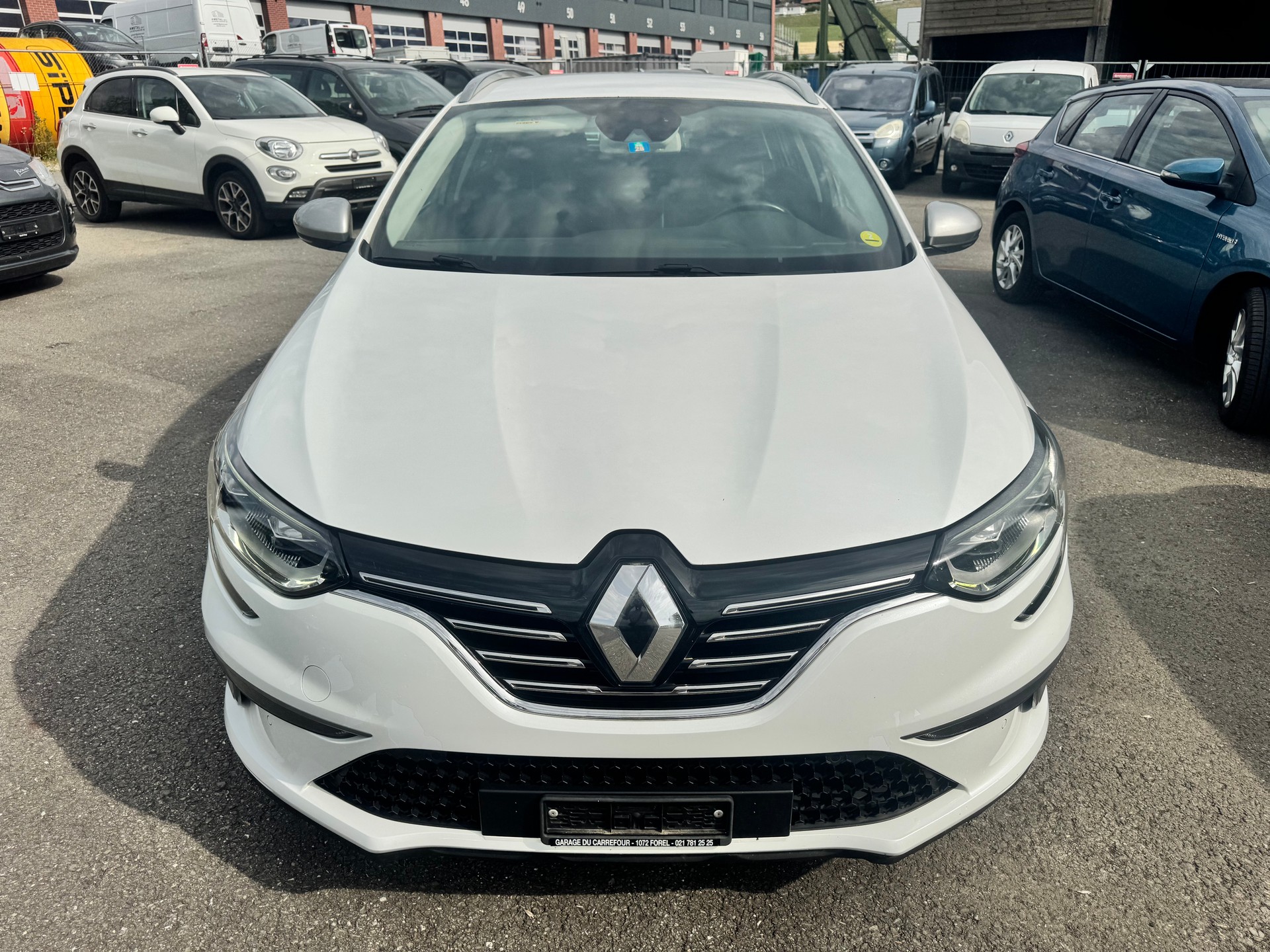 RENAULT Mégane Grandtour 1.2 16V Turbo GT Line EDC-image-1